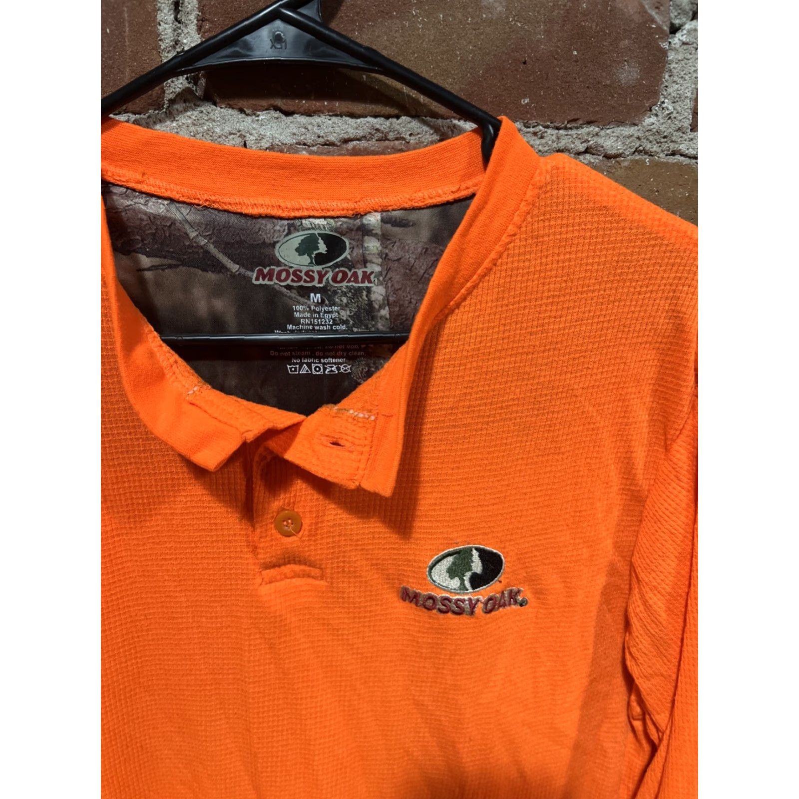 Vintage VINTAGE Mossy Oak Mens Medium Orange Waffle Knit Long Sleeve Henley Tee Pullover T-Shirt All Seasons Thermal Mens Size US M / EU 48-50 / 2 - 2 Thumbnail