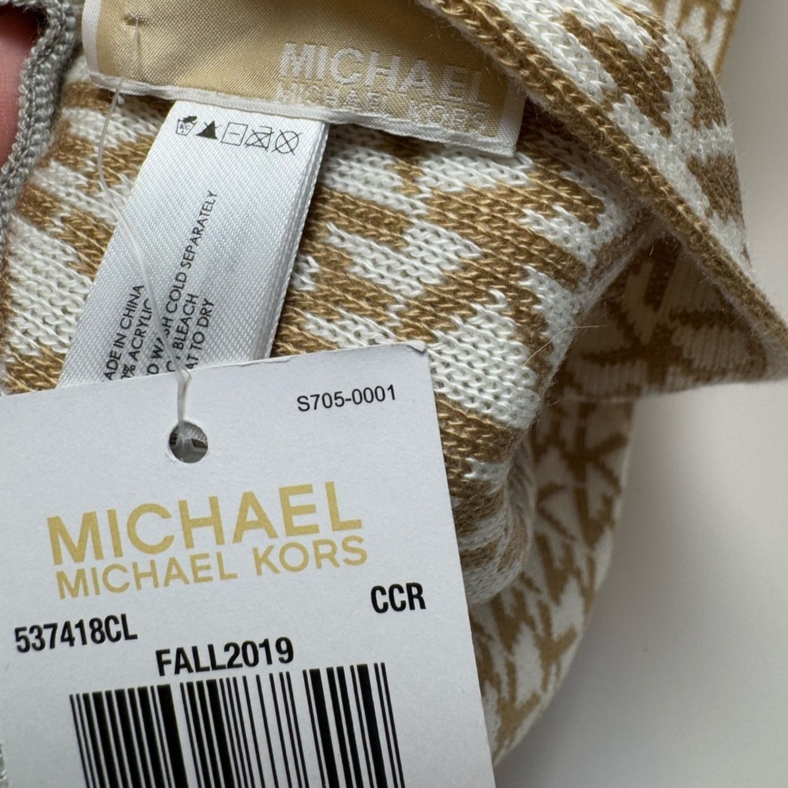 Michael Kors Michael Kors Winter Scarf Beige White Monogram MK Designer Size ONE SIZE - 4 Thumbnail