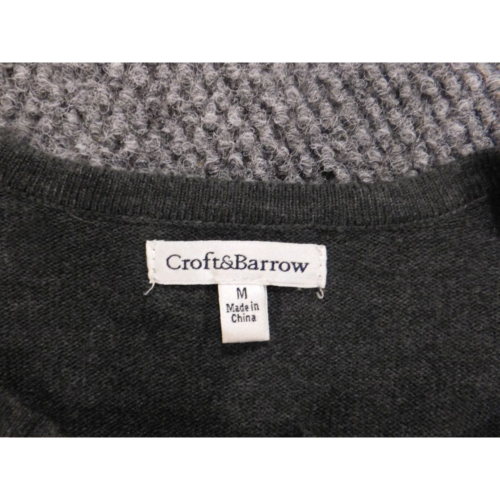 Croft & Barrow Croft & Barrow Womens Cardigan Sweater M Gray V-Neck Button Stretch Raglan Long Sleeve Knit Chunky Size M / US 6-8 / IT 42-44 - 4 Thumbnail