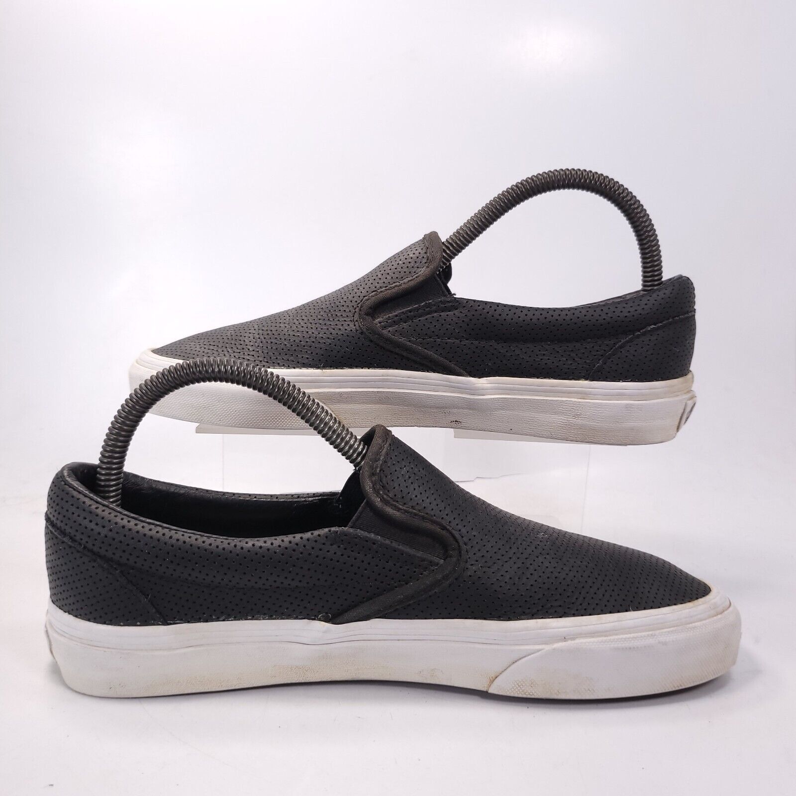 Vans Vans Off the Wall Shoe Womens Size 7.5 Mens 6 721494 Black Size US 7.5 / IT 37.5 - 6 Thumbnail