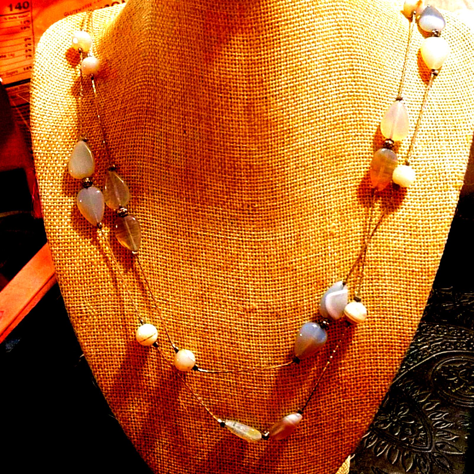 Vintage Gorgeous Moonstone Vintage Necklace Size ONE SIZE - 1 Preview