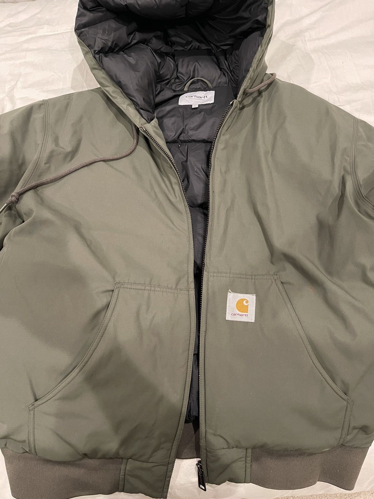 image of Carhartt Wip Work In Progress Puffer Jacket in Green, Men's (Size Large)