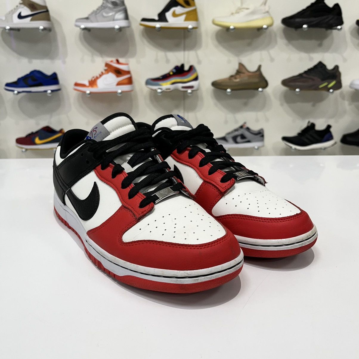 Nike Nike Dunk Low EMB NBA 75th Anniversary Chicago Size US 11.5 / EU 44-45 - 8 Thumbnail