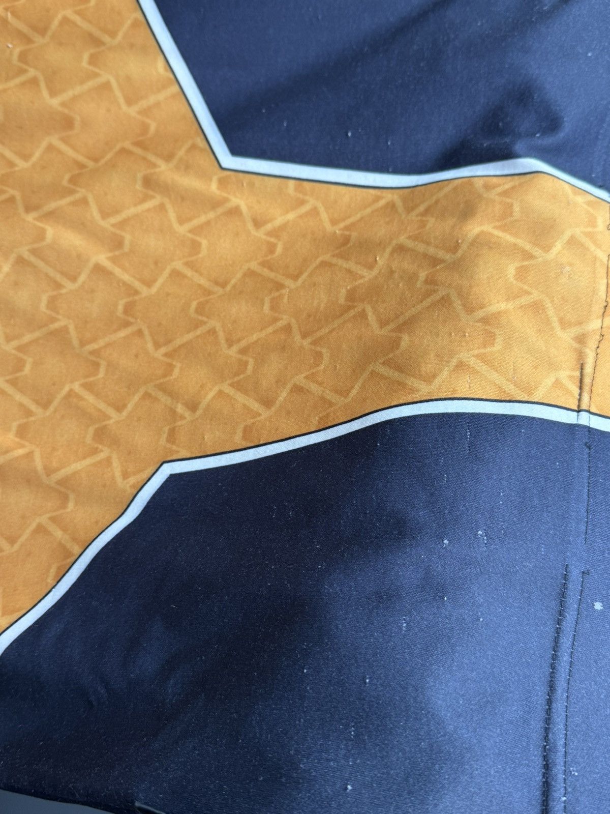Puma KIDS Wolverhampton Wanderers 96/98 Home Football Jersey Size US XS / EU 42 / 0 - 16 Thumbnail