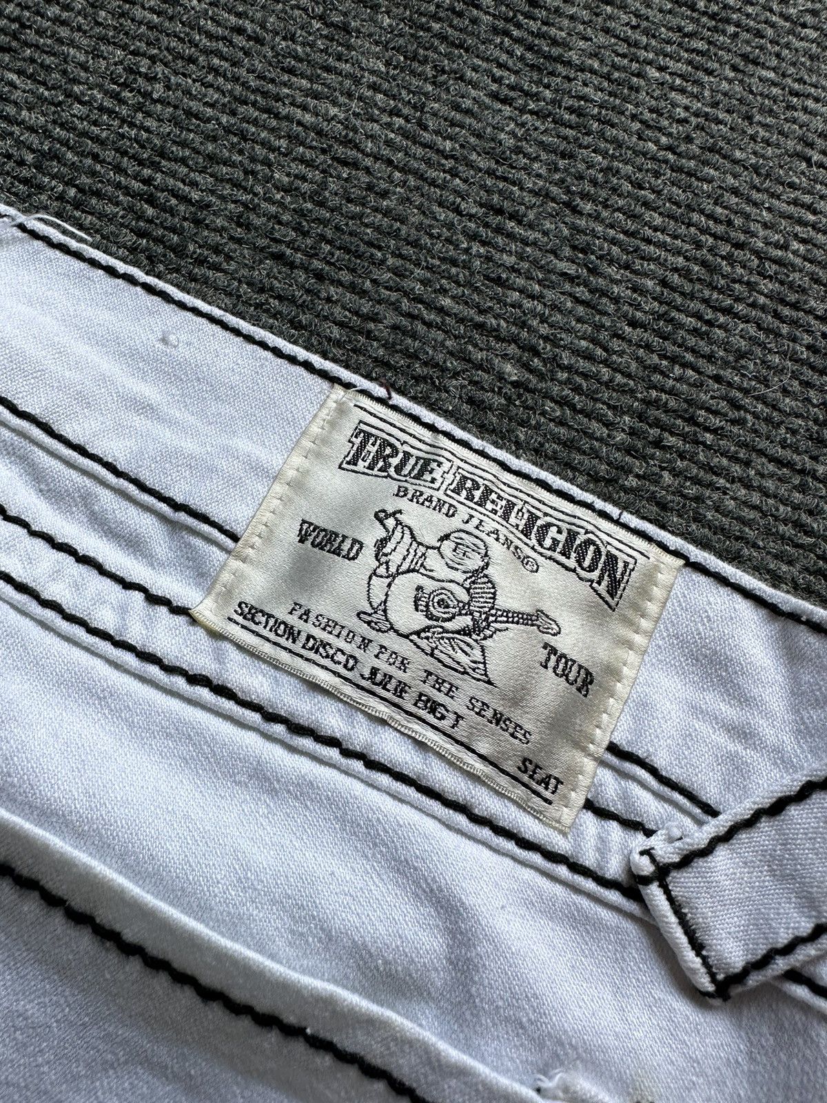 True Religion TRUE RELIGION Disco Julie Big T Distressed Denim Pants Size 34" / US 12 / IT 48 - 5 Thumbnail