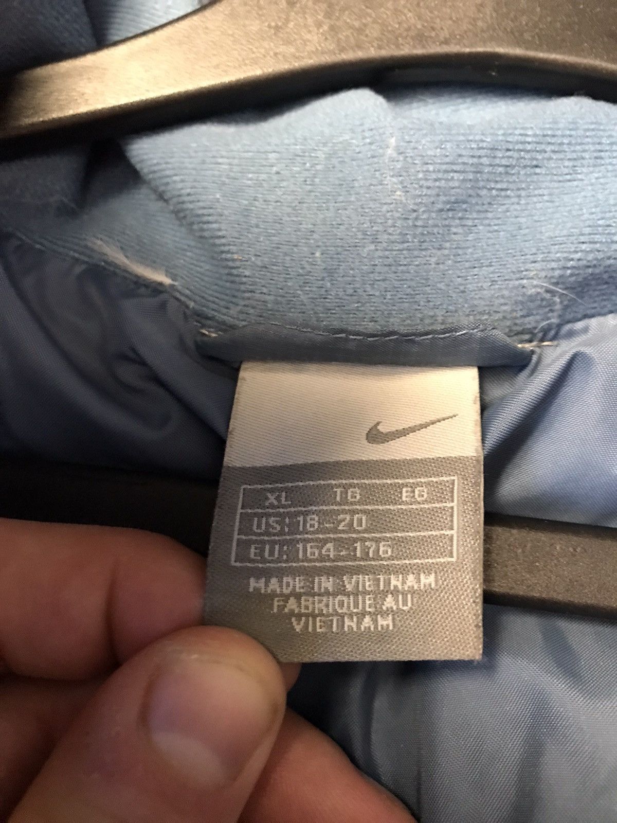 Nike × Vintage Vintage Nike Y2K smile logo puffer down jacket Size US XL / EU 56 / 4 - 10 Thumbnail