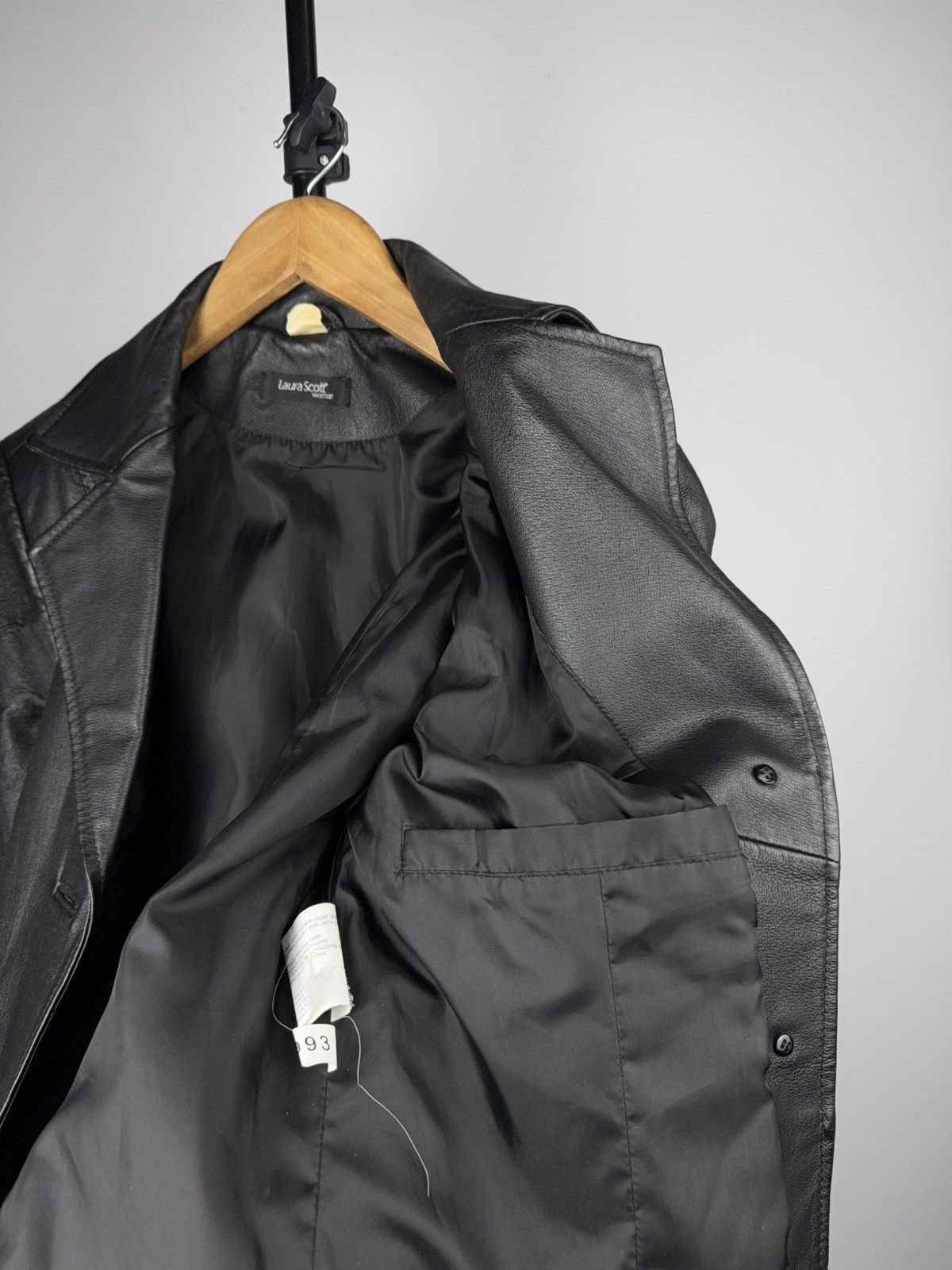 Genuine Leather Vintage 90s Japanese Avant Garde Black Real Leather Coat M Size M / US 6-8 / IT 42-44 - 17 Thumbnail