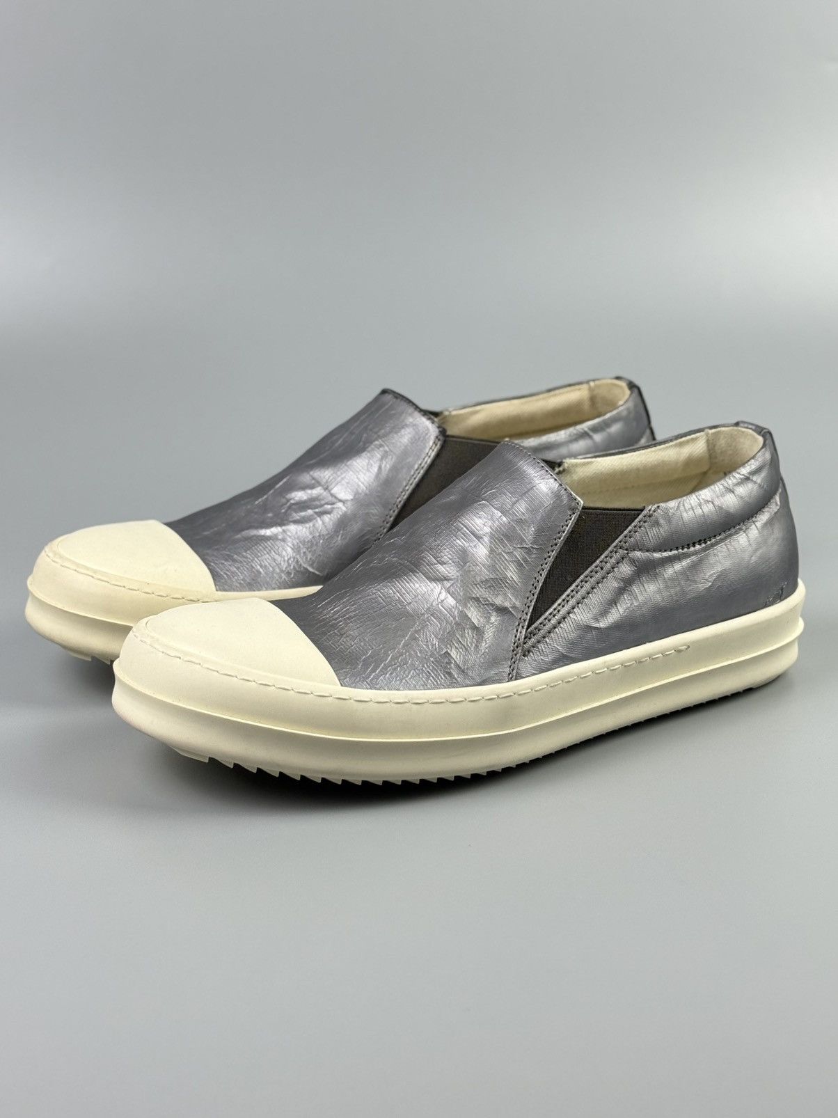 Rick Owens Drkshdw Rick Owens Drkshdw - Silver Slip on Boat Sneakers Size US 7 / EU 40 - 4 Thumbnail