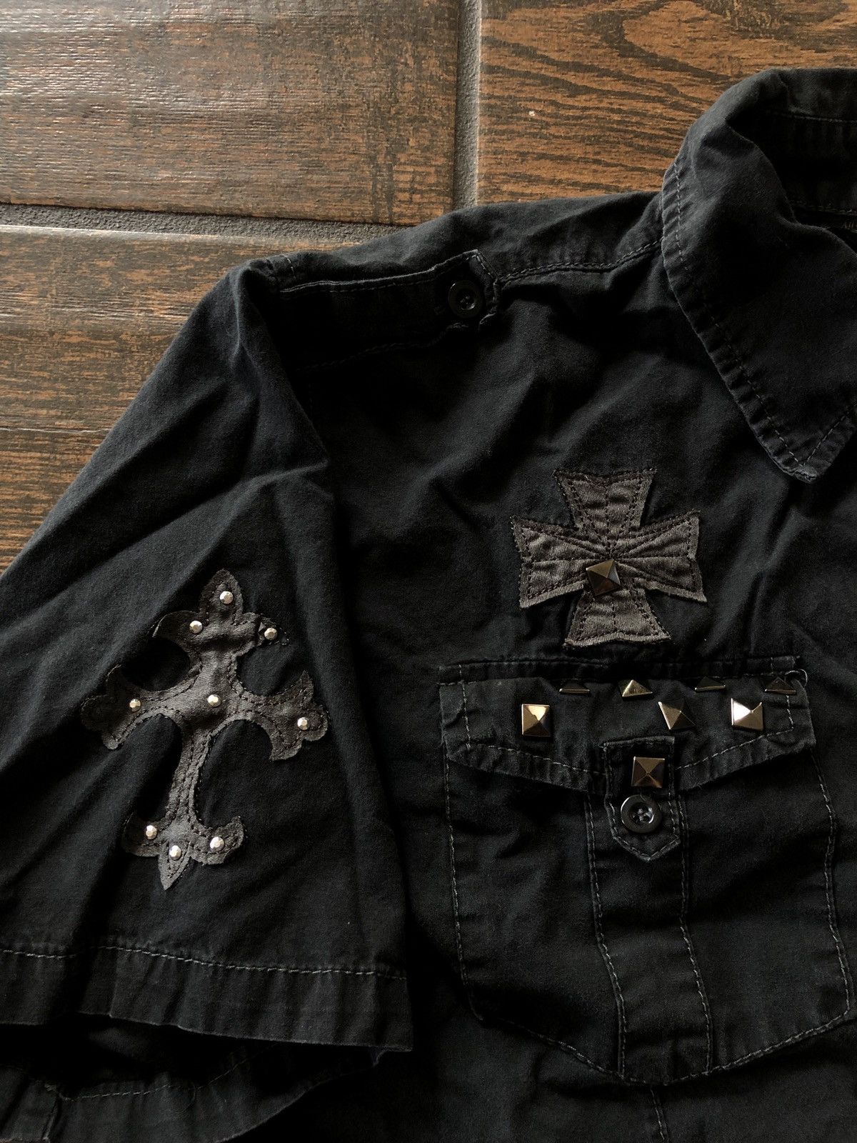 Affliction × Band Tees CRZY Y2K button up cross Affliction type Size US S / EU 44-46 / 1 - 8 Thumbnail