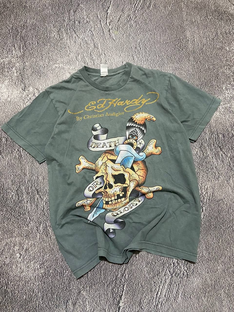 Ed Hardy Vintage Ed Hardy big printdistressed faded t shirt Size US M / EU 48-50 / 2 - 1 Thumbnail