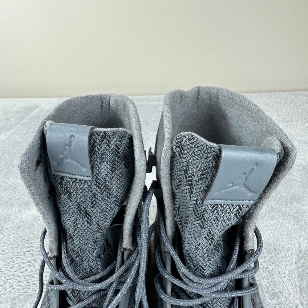 Nike Jordan Future Boot Cool Grey- White Men’s Size 10 US - 8545 Size US 10 / EU 43 - 4 Thumbnail