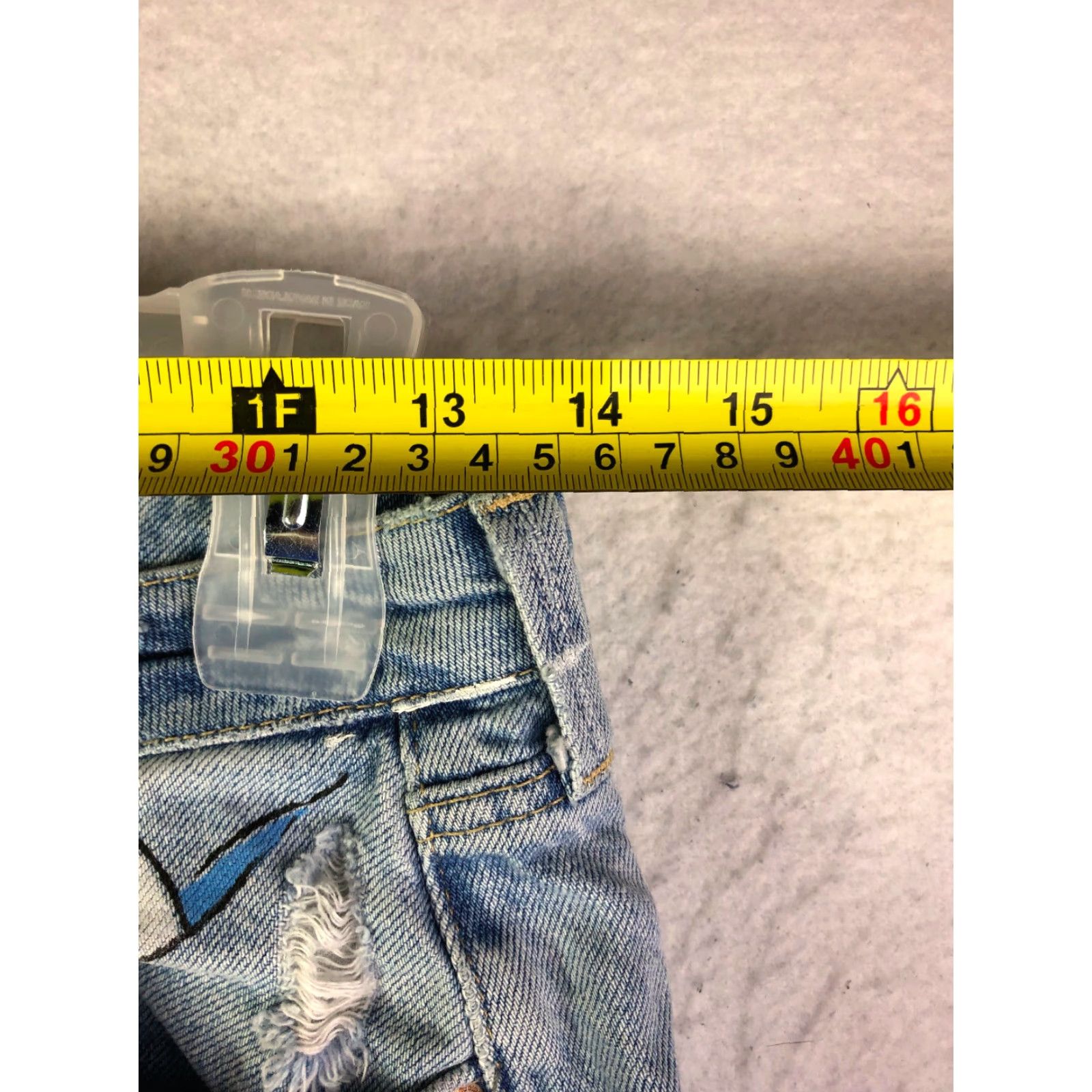 Zara Trafaluc Zara Button Fly Mid Rise Juniors Size 2 27" Waist Blue Jean Shorts Size 27" / US 4 / IT 40 - 2 Thumbnail
