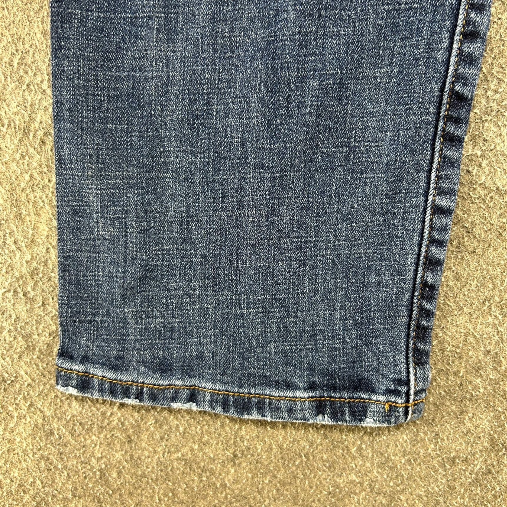 Lucky Brand Lucky Brand Jeans Men 36x30 Blue 221 Straight Leg Dark Wash Denim Distressed Vintage No (Professional) Size US 36 / EU 52 - 3 Thumbnail
