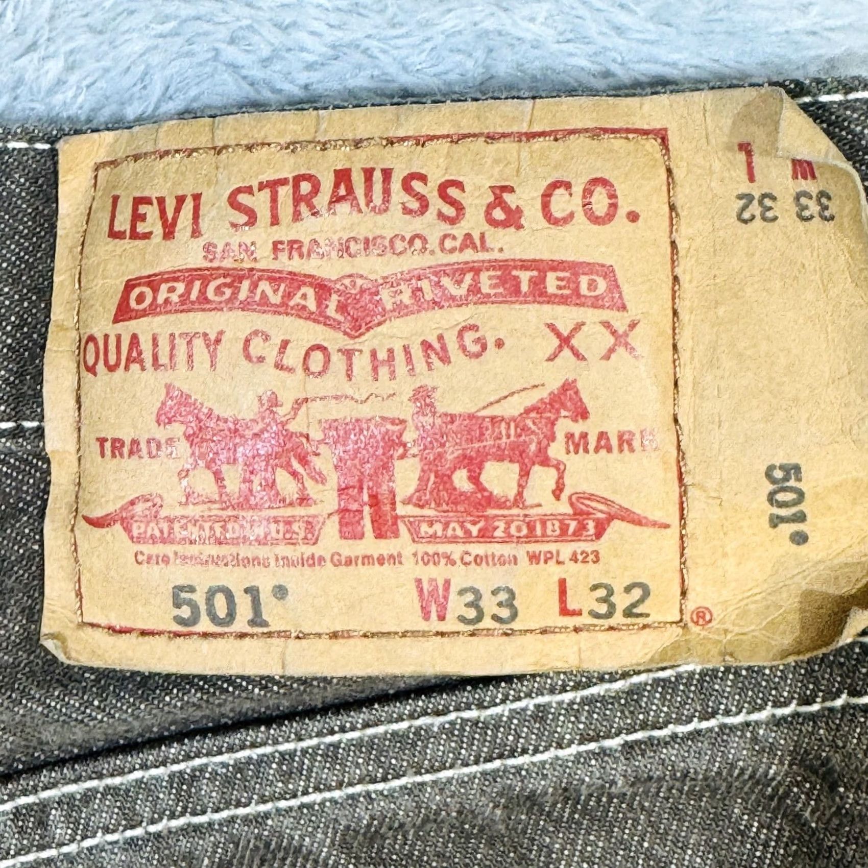 Levi's Levi's 501 Jeans Mens 33x32 Dark Wash Black Straight Button Fly Regular Fit Denim Size US 33 - 7 Thumbnail