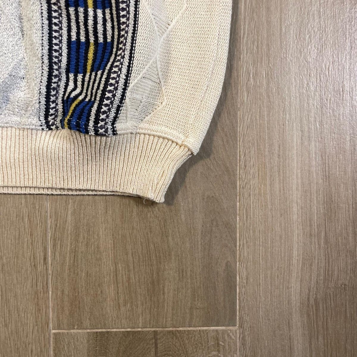 Vintage Cream and blue vintage 90s knit sweater jumper old money Size US XL / EU 56 / 4 - 4 Thumbnail