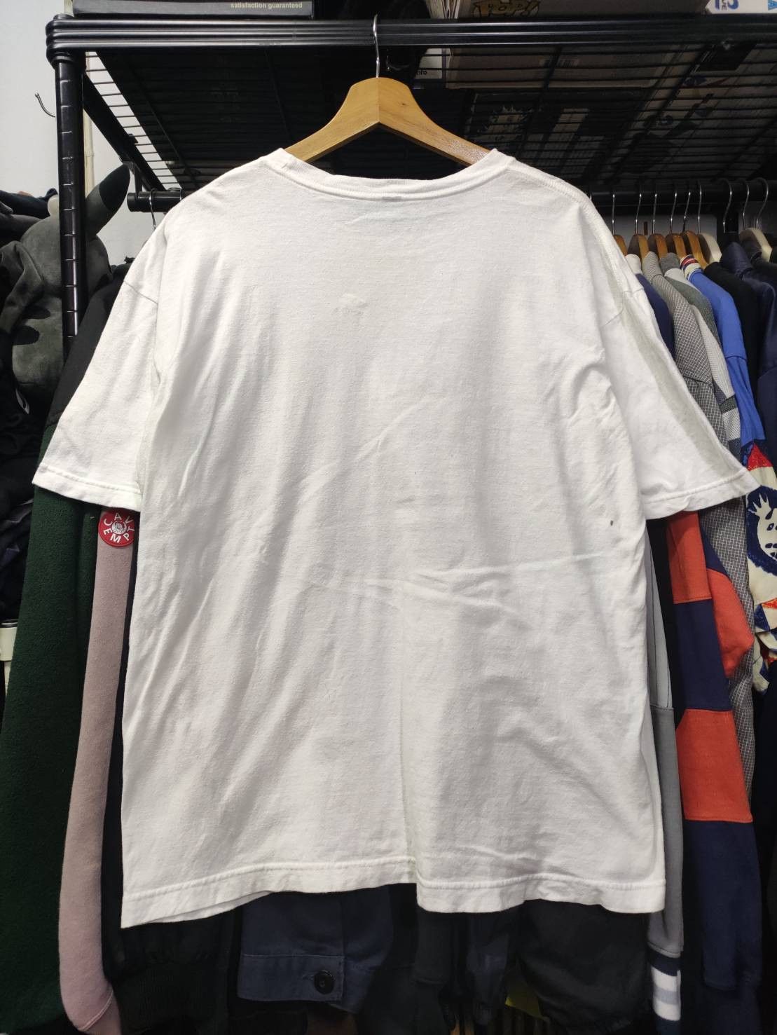 Band Tees Real Friends " Concert Crowd Maybe This Place is the Same " Size US XL / EU 56 / 4 - 8 Thumbnail