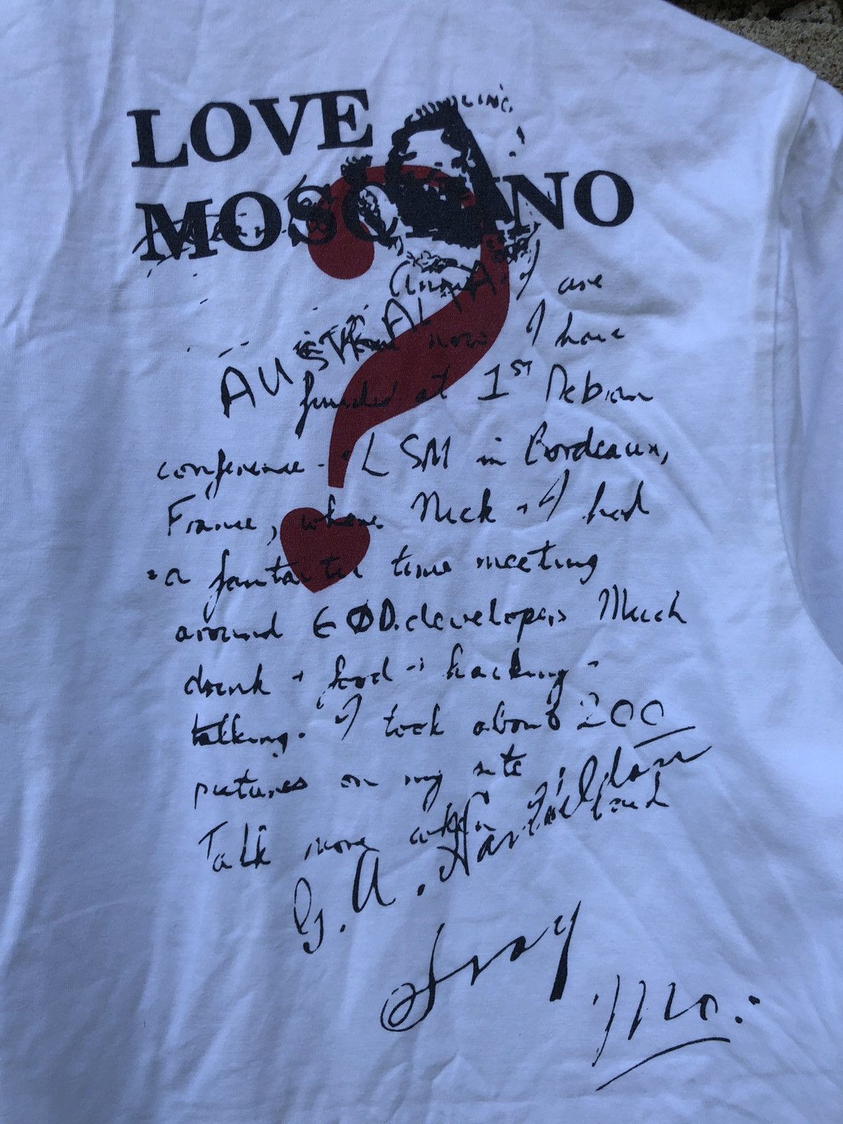 Moschino RARE Love Moschino Tshirt Size M / US 6-8 / IT 42-44 - 12 Thumbnail