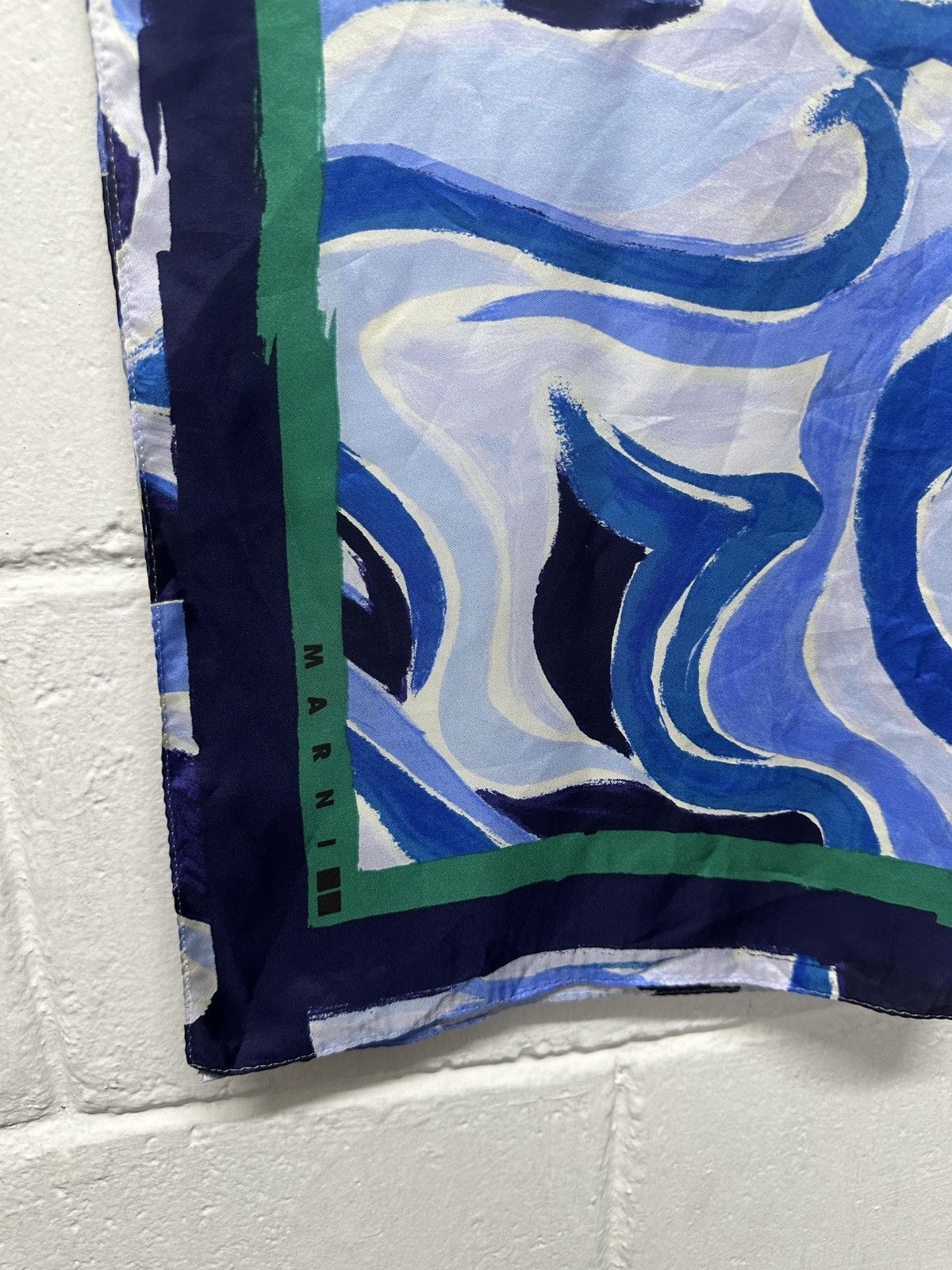 Marni AW22 Marni x Uniqlo Abstract Silk Scarf (Winter Collection) Size ONE SIZE - 7 Thumbnail