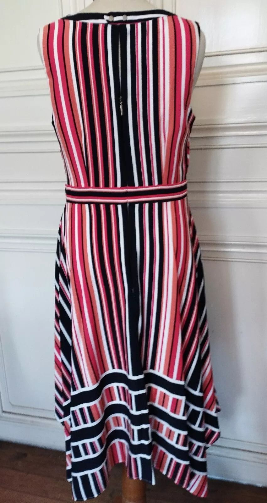 Karl Lagerfeld Karl Lagerfeld Robe TL Size L / US 10 / IT 46 - 8 Thumbnail