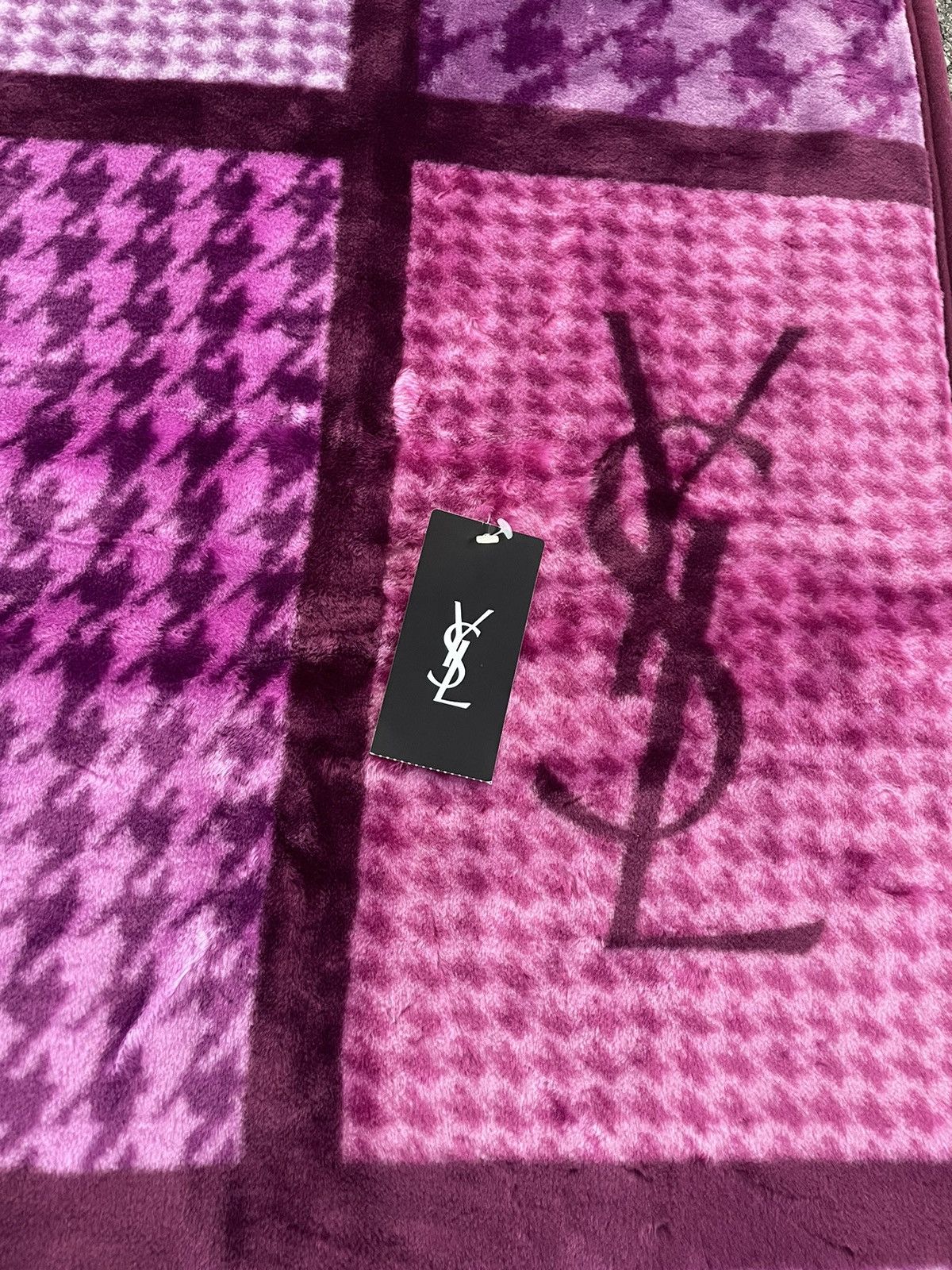 Yves Saint Laurent Yves Saint Laurent Blanket Carpet Size ONE SIZE - 2 Thumbnail