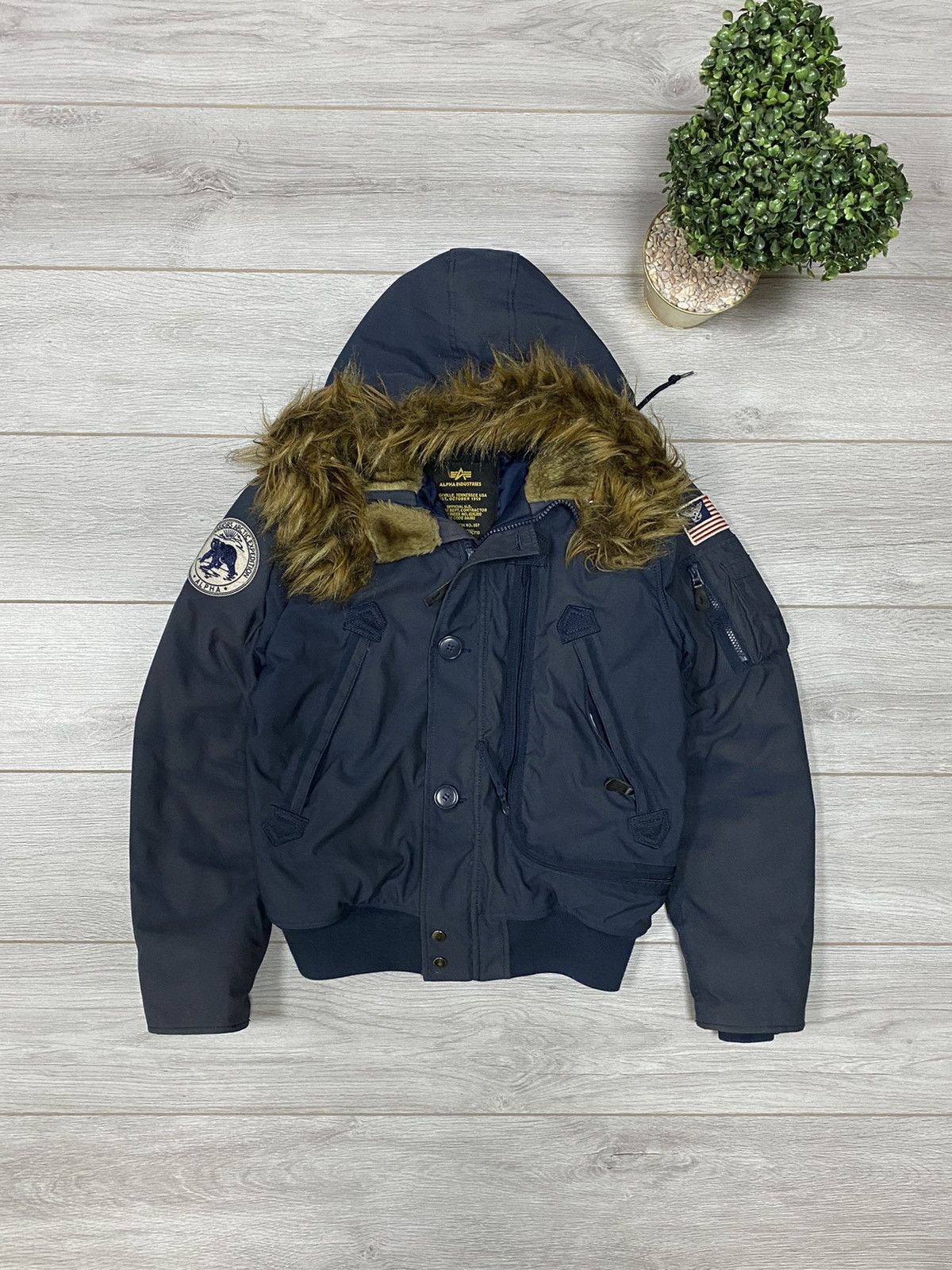 Alpha Industries Alpha Industries 🇺🇸 vintage n2b fur attached hood bomber Size US S / EU 44-46 / 1 - 4 Thumbnail