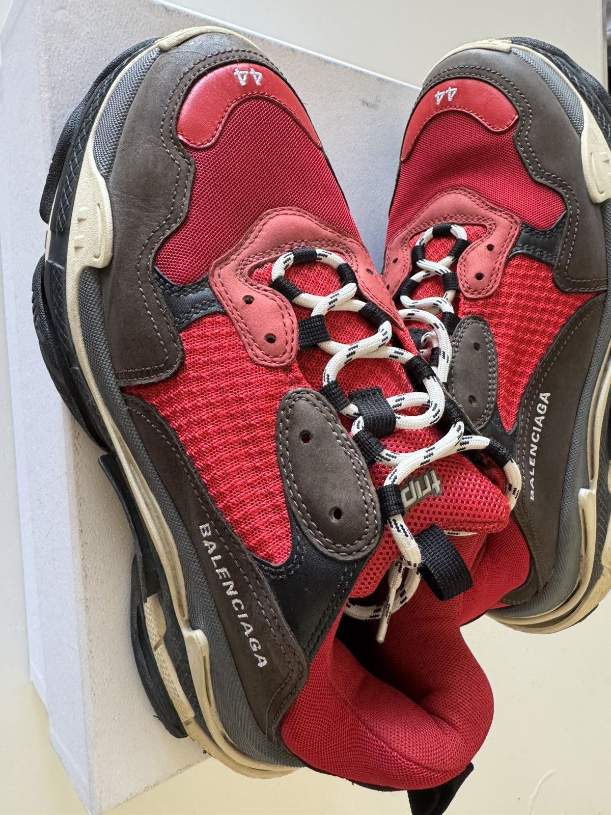 Balenciaga Balenciaga Triple-S Sneakers in Red Size US 11 / EU 44 - 8 Thumbnail