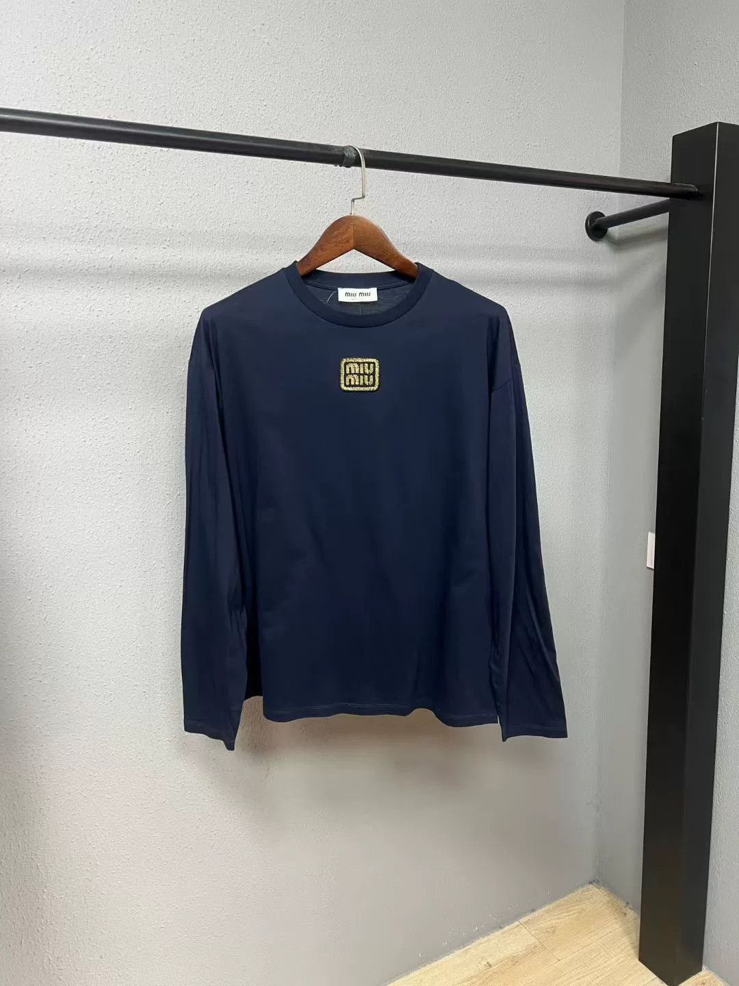 Miu Miu miumiu logo long sleeve top in navy Size L / US 10 / IT 46 - 1 Thumbnail