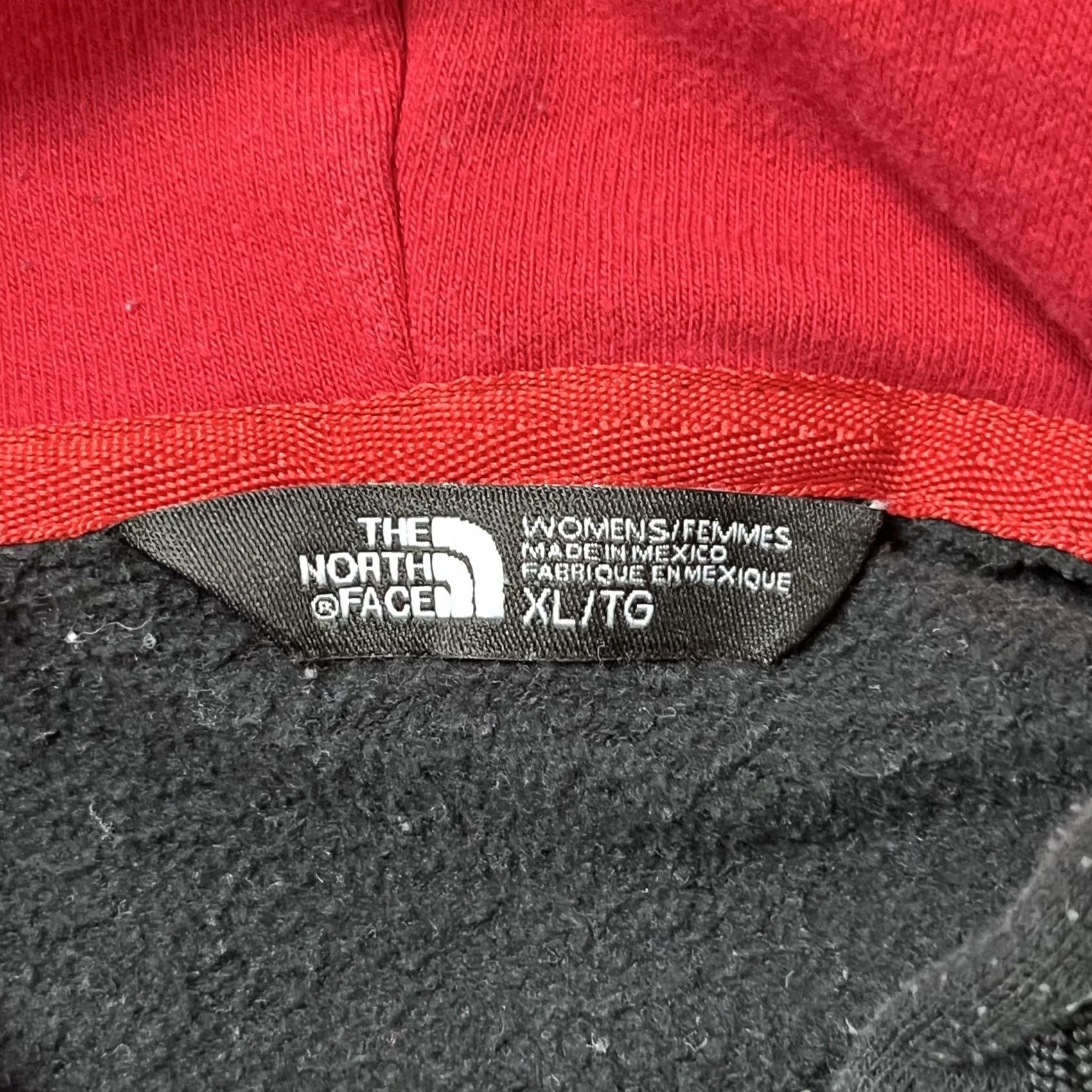 The North Face VINTAGE The North Face Hoodie Womens XL Black Nations Flag Design Pullover Graphic Logo Size XL / US 12-14 / IT 48-50 - 2 Thumbnail