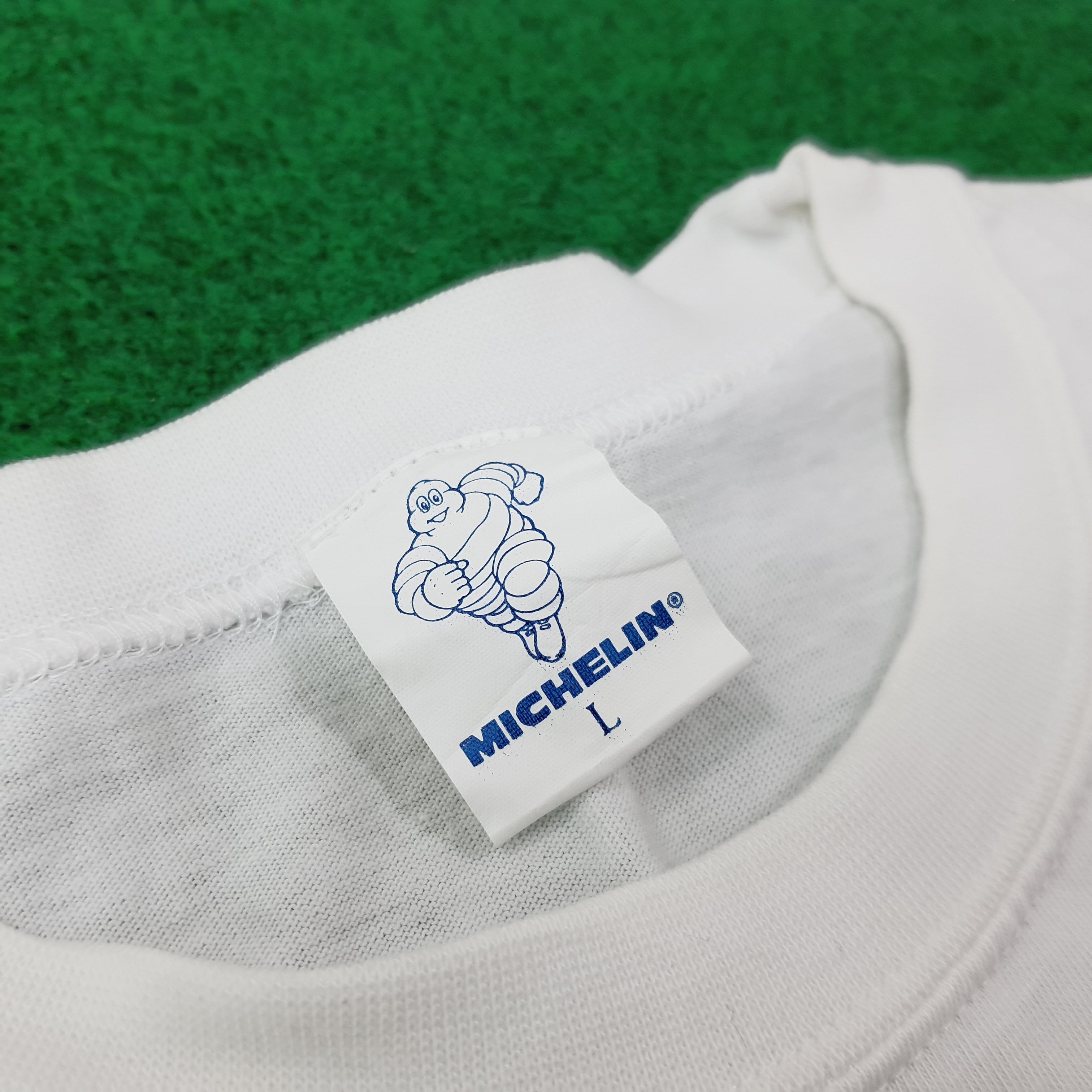 Vintage Vintage The Tire Michelin Motorsports Tshirt C259N6 Size US L / EU 52-54 / 3 - 5 Thumbnail