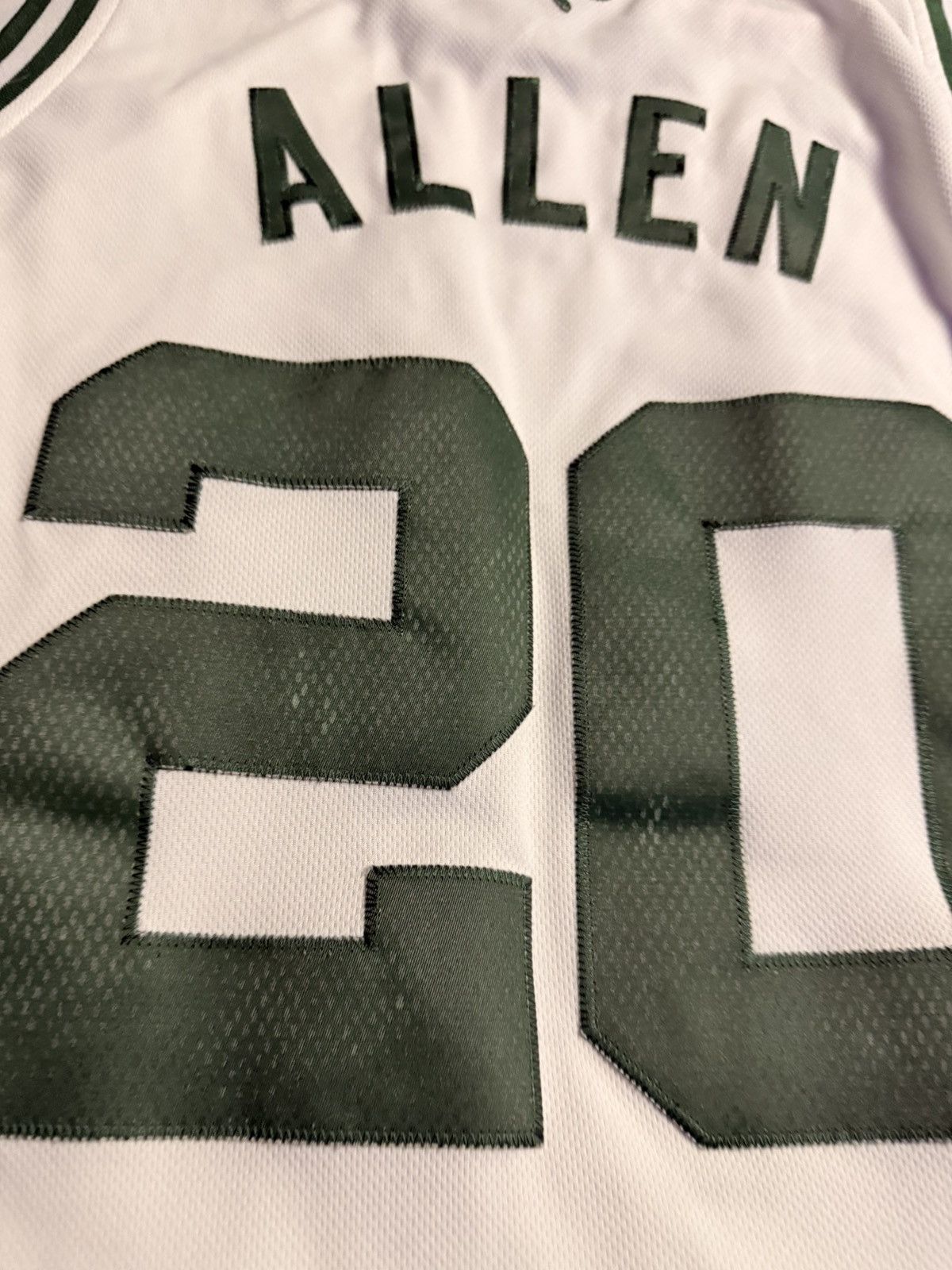 Adidas × Vintage Vintage 2008 Ray Allen Boston Celtics Finals Home Jersey Size US M / EU 48-50 / 2 - 3 Thumbnail