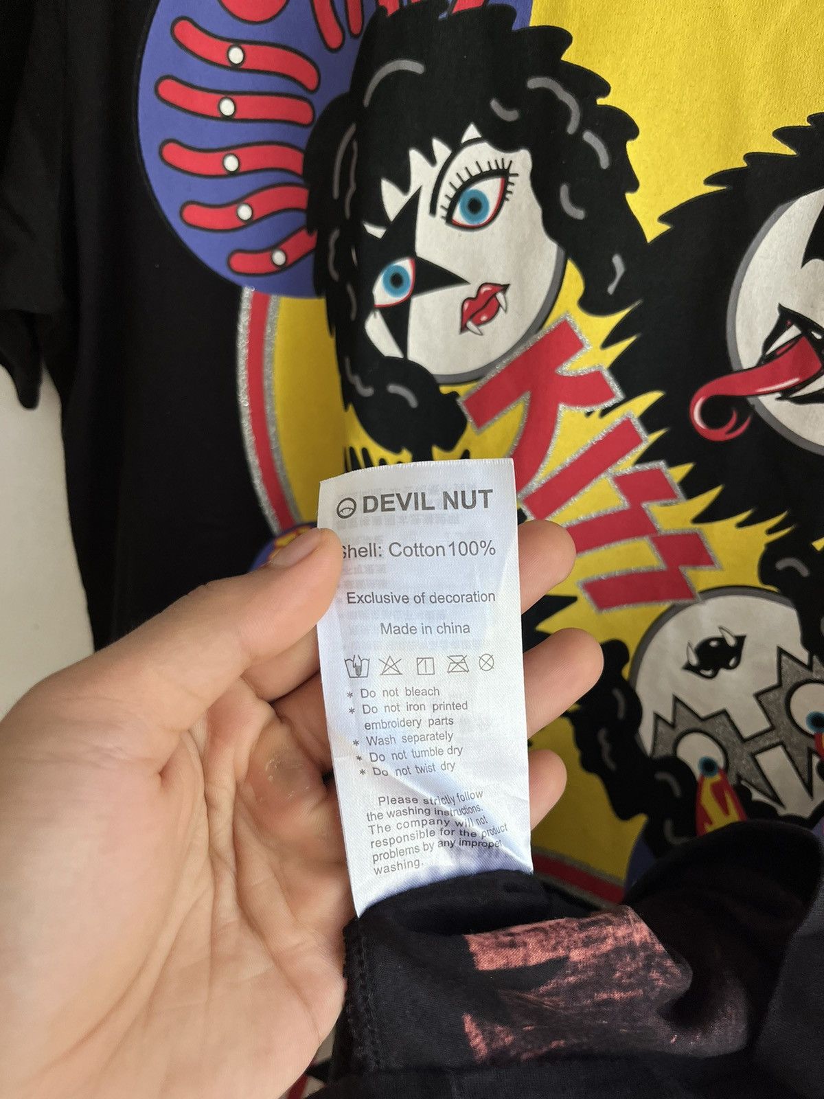 KISS KISS DEVIL NUT OFFICIAL TEE Size US M / EU 48-50 / 2 - 8 Thumbnail