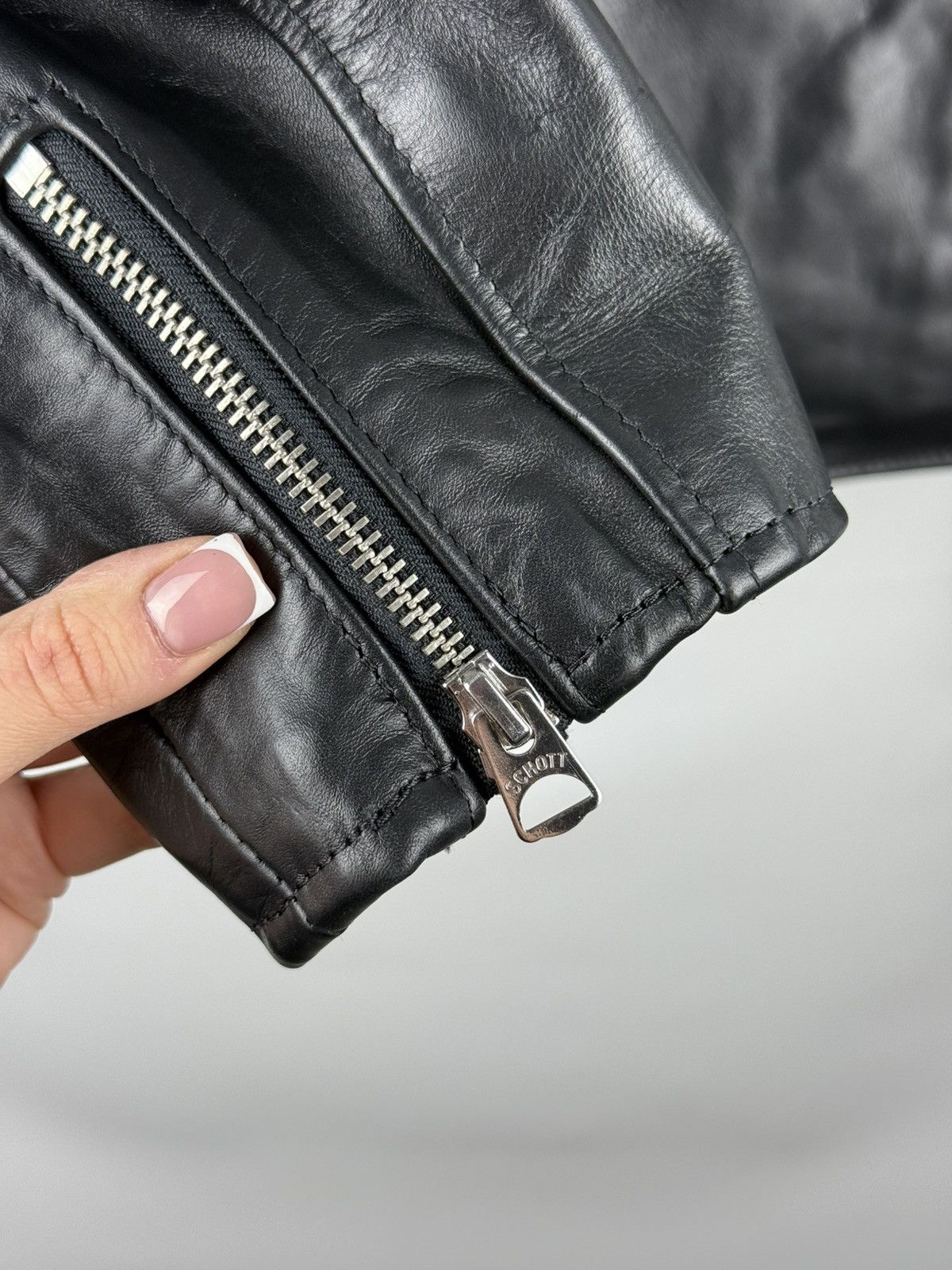 Schott Schott Perfecto Ladies Leather Biker Full Zip Jacket USA Size XS / US 0-2 / IT 36-38 - 10 Thumbnail