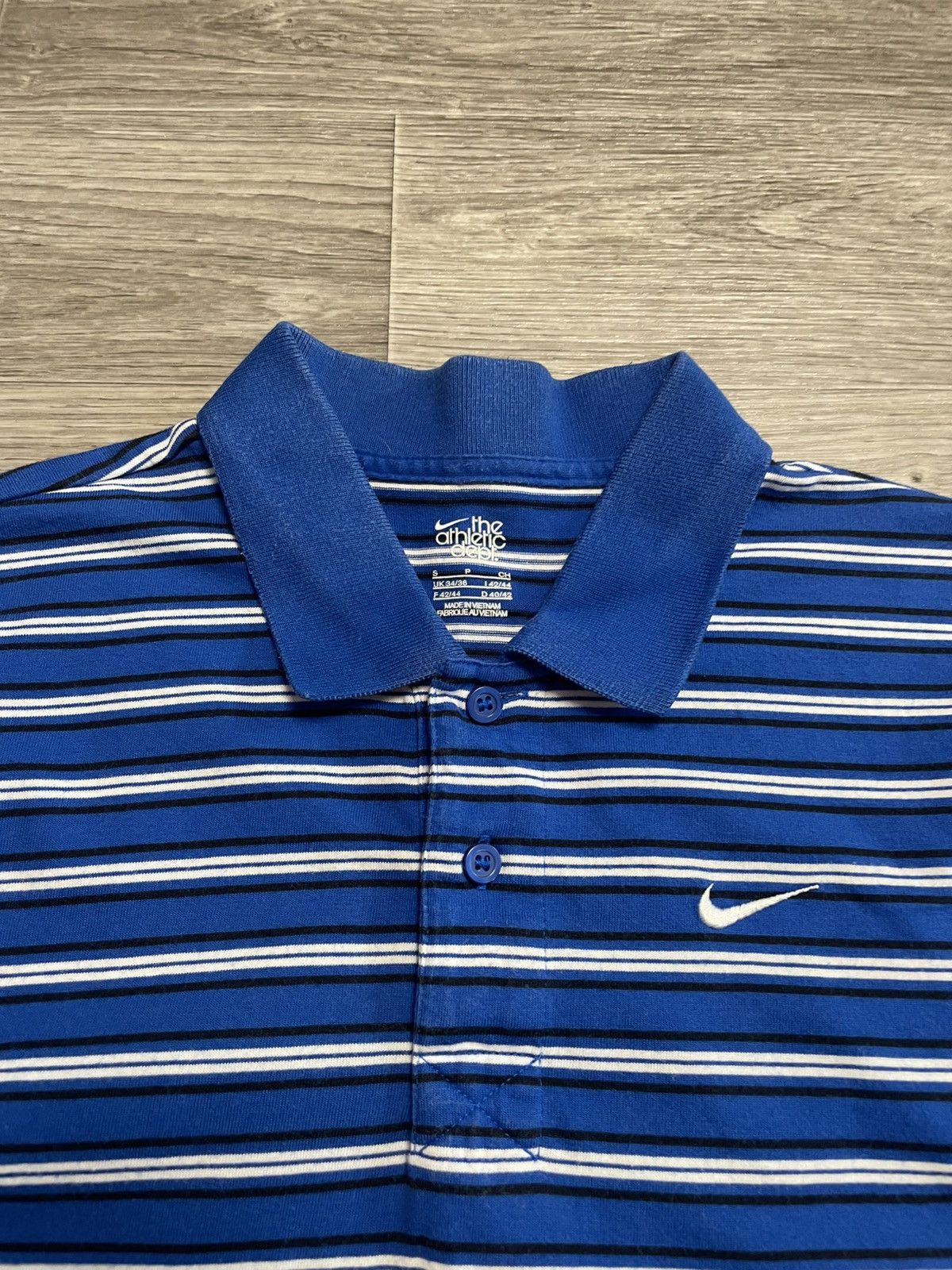 Nike Vintage Nike Striped Polo Shirt Y2K Size US S / EU 44-46 / 1 - 6 Thumbnail