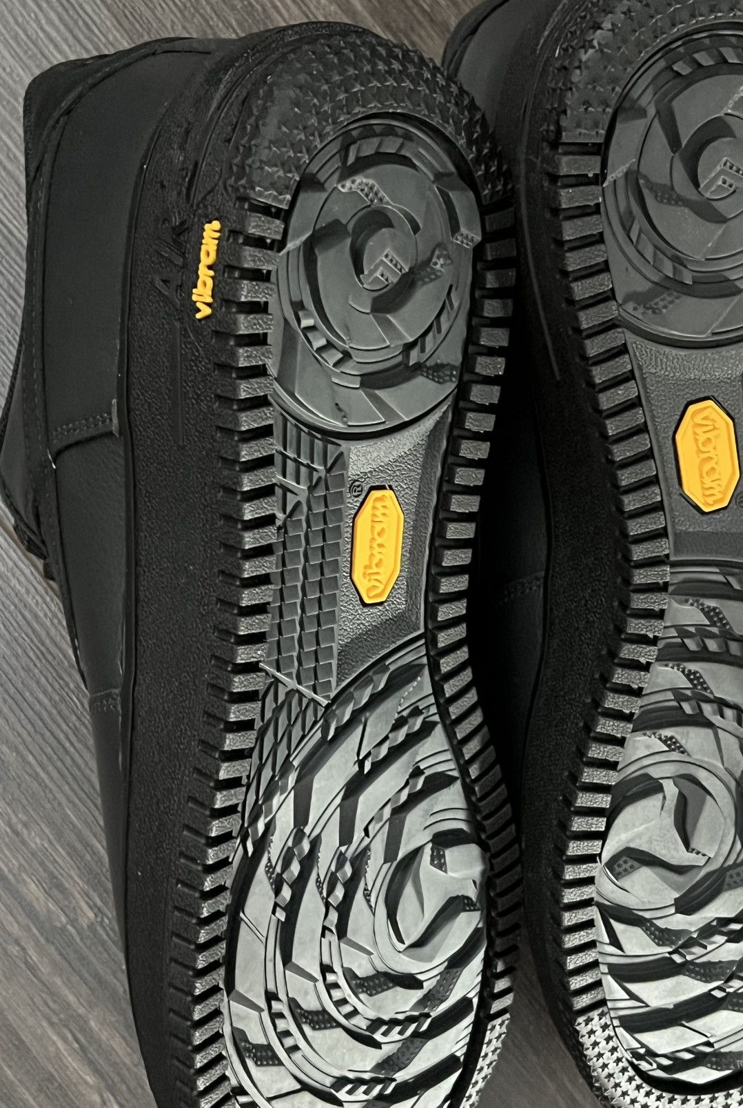 Nike Nike Air force1 Gore Tex Black 10US Size US 10 / EU 43 - 8 Thumbnail