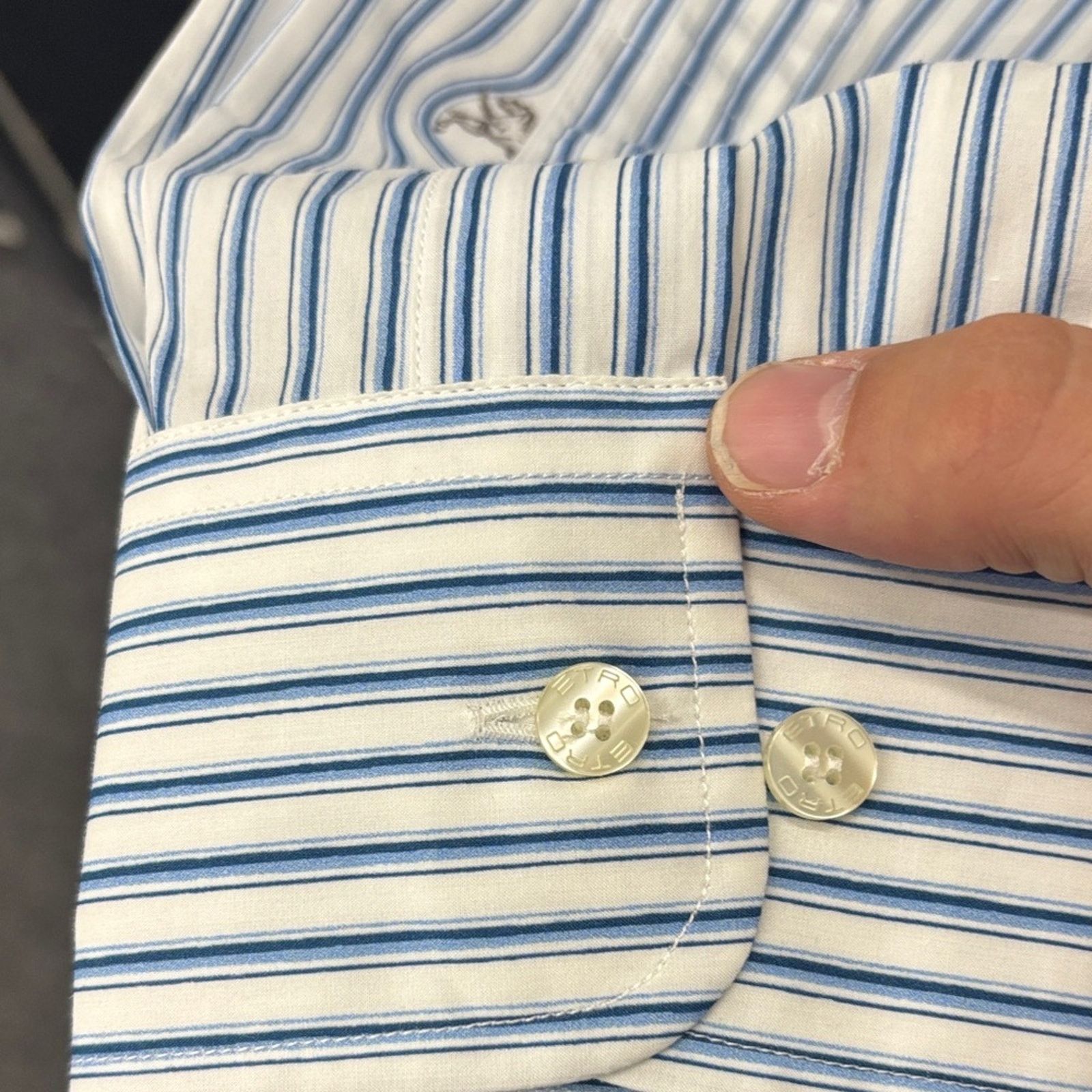 Etro NWT Etro Blue and White Striped Men's Shirt Size 40 M Size US M / EU 48-50 / 2 - 6 Thumbnail