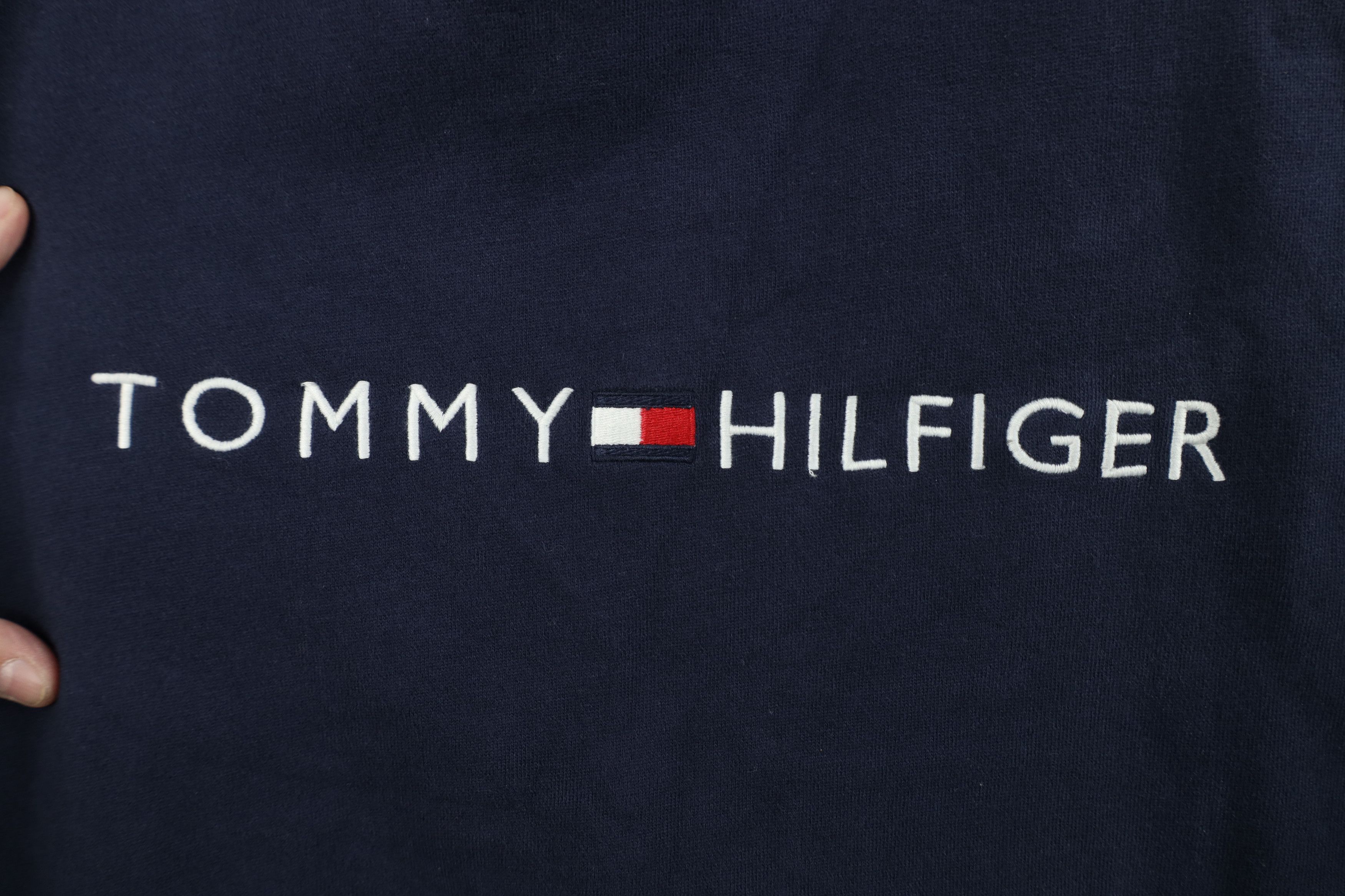 Tommy Hilfiger Vintage Tommy Hilfiger Spell Out Crewneck Sweatshirt Blue Size US L / EU 52-54 / 3 - 4 Thumbnail