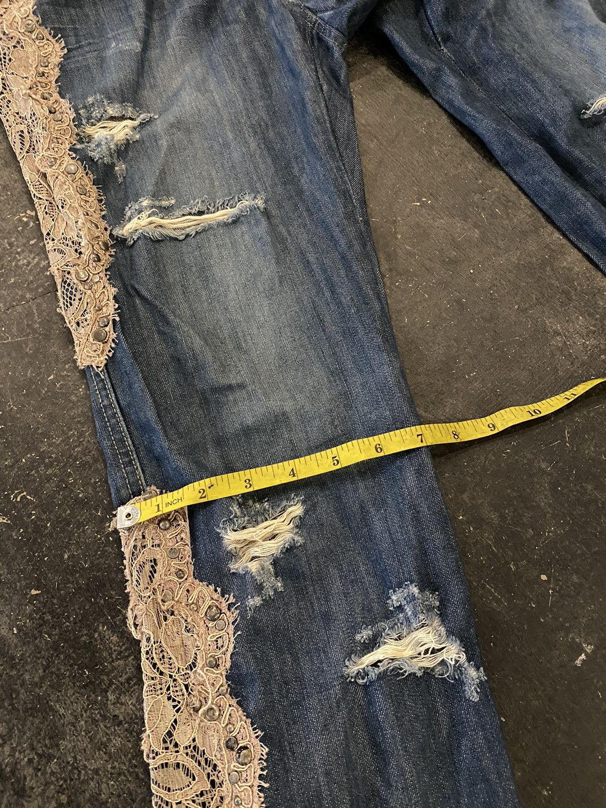 If Six Was Nine × Japanese Brand × Le Grande Bleu (L.G.B.) Cae zee Avant Garde Distressed Jeans Size 28" / US 6 / IT 42 - 15 Thumbnail