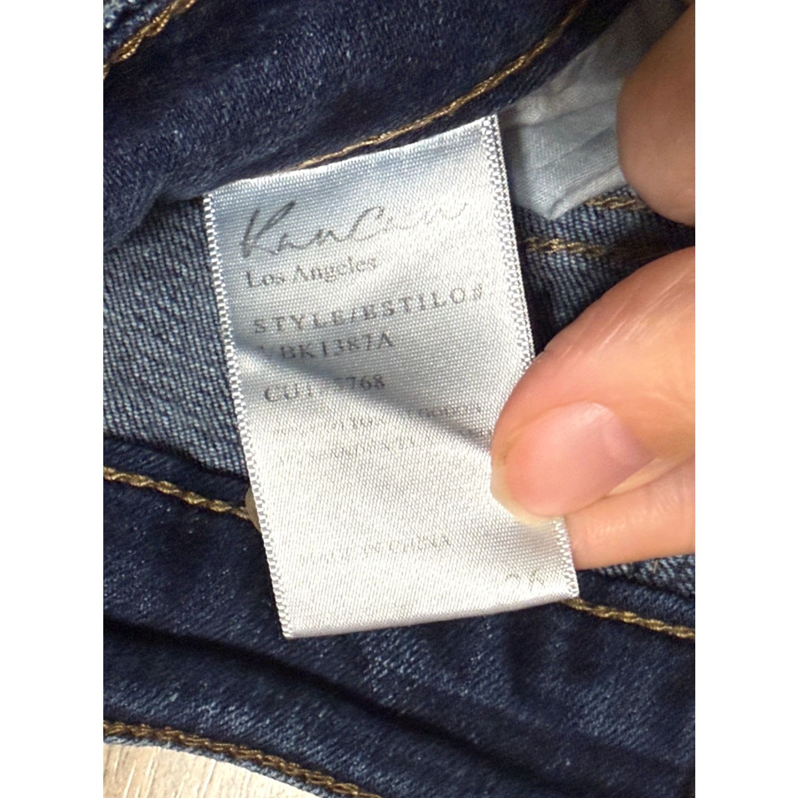 Vintage KanCan Maurices Jeans Women's Size 26 Blue Denim Ripped Skinny Jeans 5-Pocket Regular Rise Inseam 27 in Size 26" / US 2 / IT 38 - 5 Thumbnail