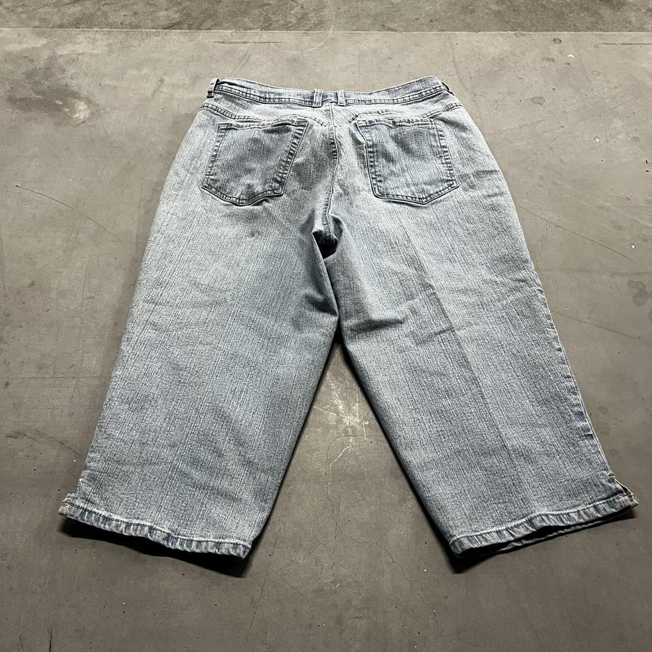 Japanese Brand × Vintage Vintage Y2K/2000s Super Baggy Light Wash Denim Shorts Jorts! Size US 26 / EU 42 - 2 Thumbnail