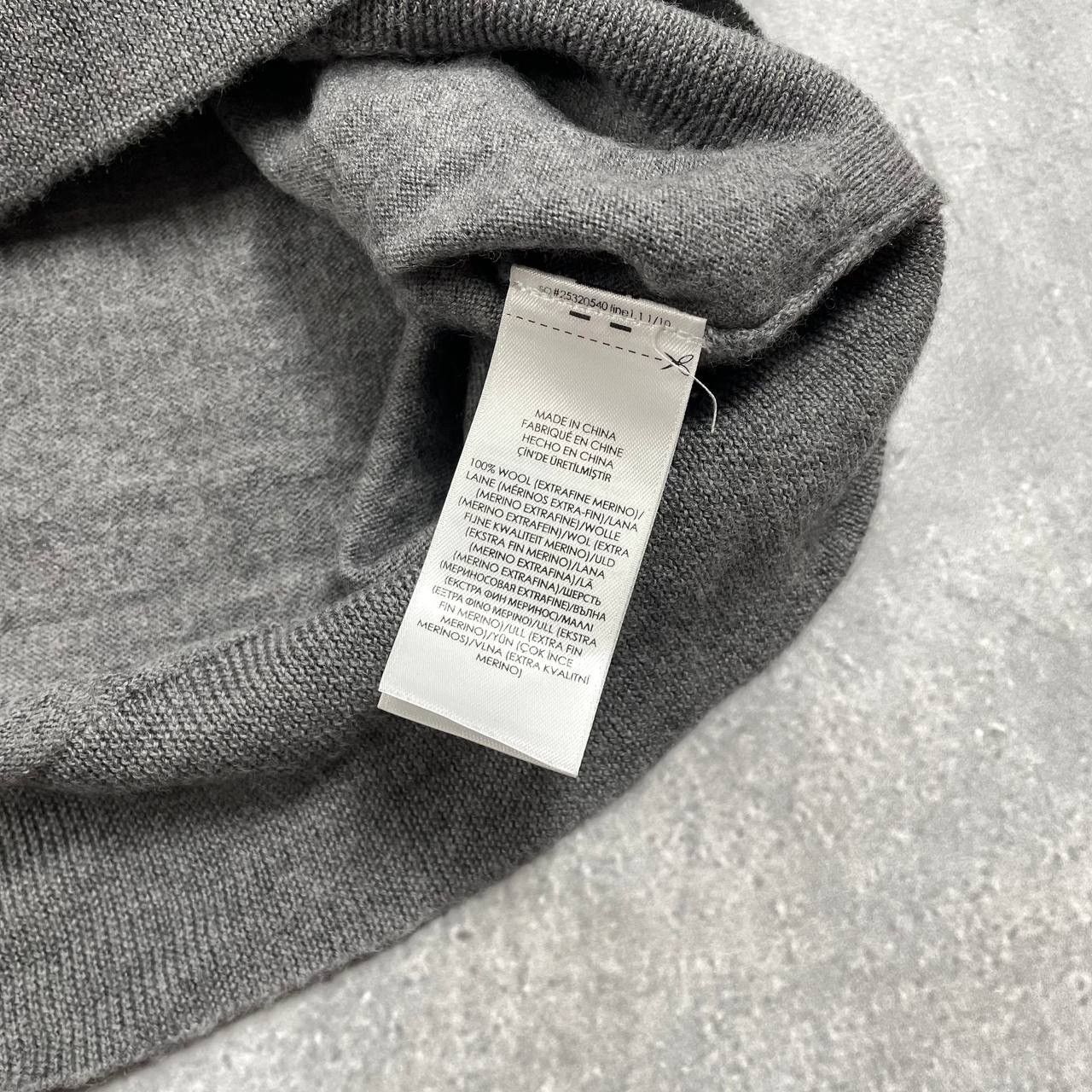 Polo Ralph Lauren Polo Ralph Lauren Washable Merino Wool V-Neck Sweater Gray L Size US L / EU 52-54 / 3 - 6 Thumbnail