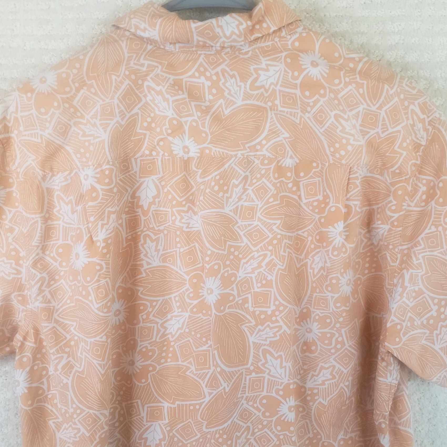 Tommy Bahama Tommy Bahama Shirt Men M Hawaiian Peach Orange Silk Cotton Short Slv Button-Up Collar Geometric Floral Modern Island Fit Size US M / EU 48-50 / 2 - 6 Thumbnail