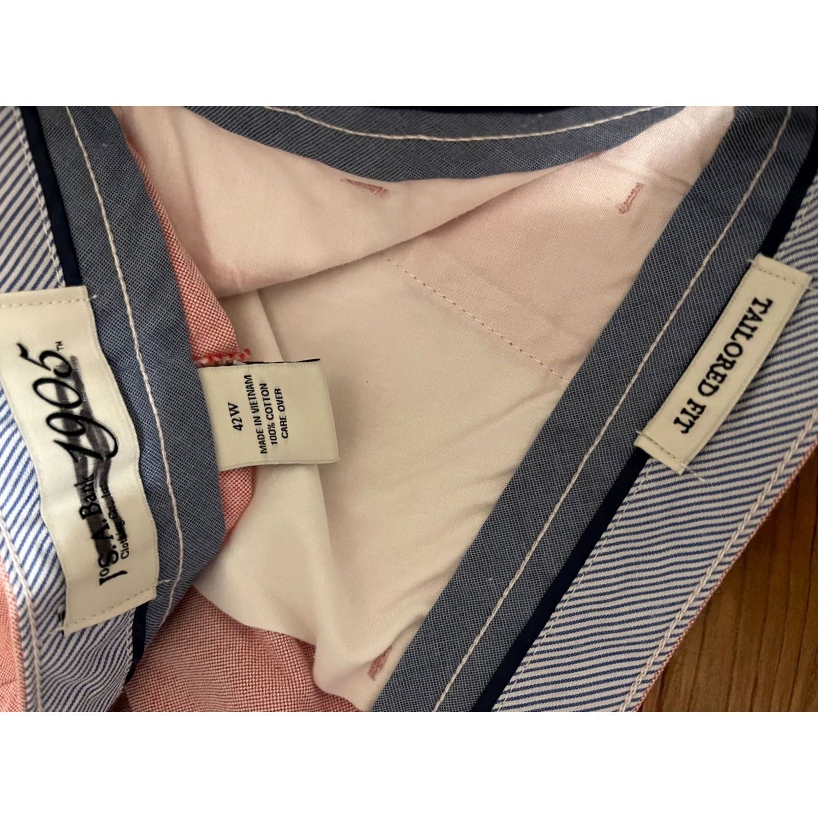 Jos. A. Bank Jos. A. Bank 1905 Tailored Fit Pastel Pink Cotton Preppy Shorts - Men's 42 - New Size US 43 - 4 Thumbnail