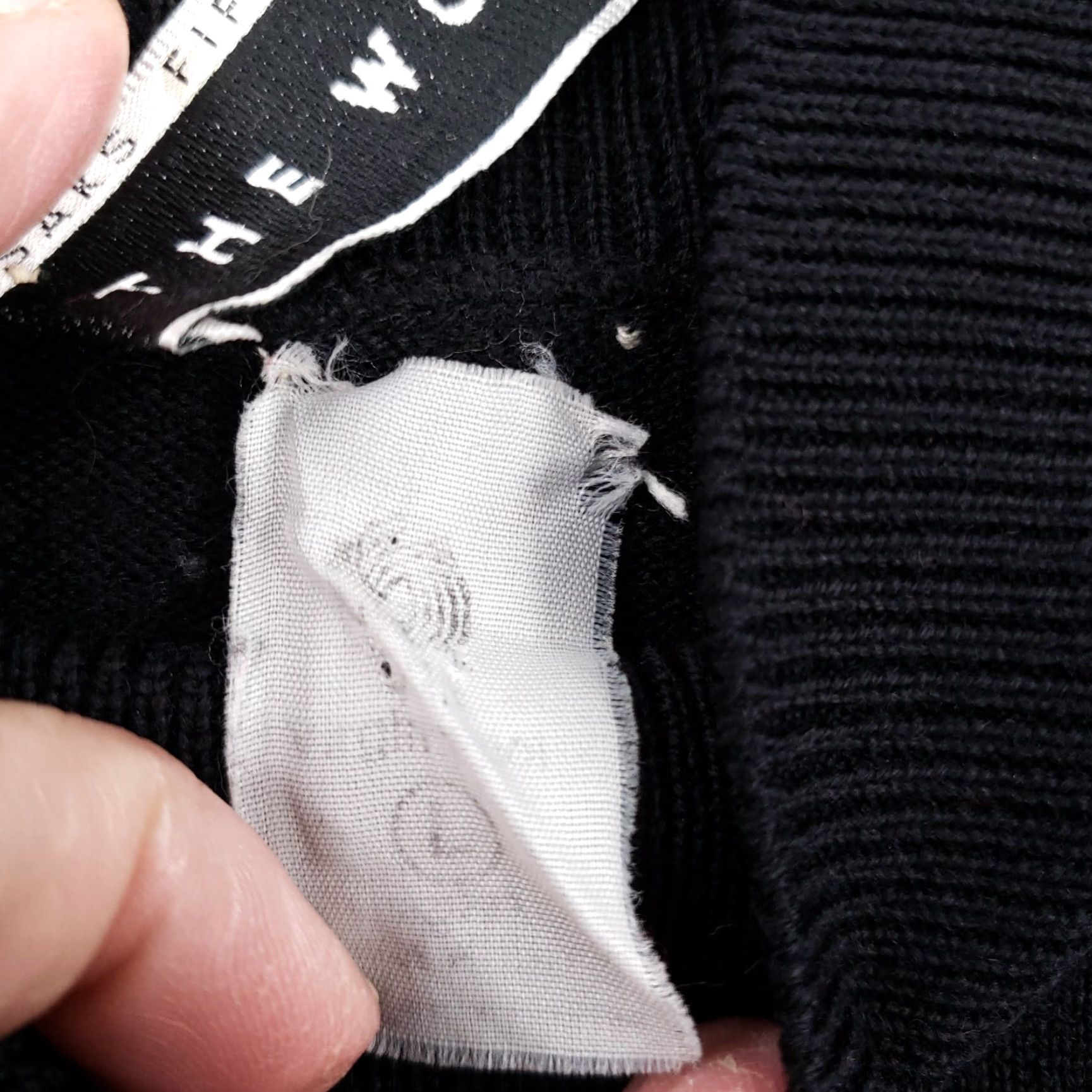 Saks Fifth Avenue Saks Fifth Avenue Sweater Womens L Black Wool Pullover Mock Neck Raglan Sleeve Knit Solid The Works Size L / US 10 / IT 46 - 7 Thumbnail