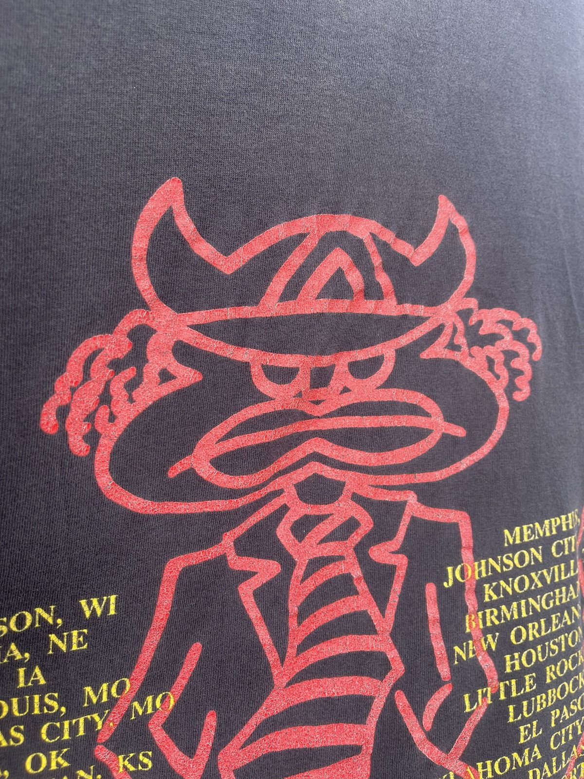 Band Tees Vintage 1990 Faded ACDC Band Tee Size US L / EU 52-54 / 3 - 12 Thumbnail