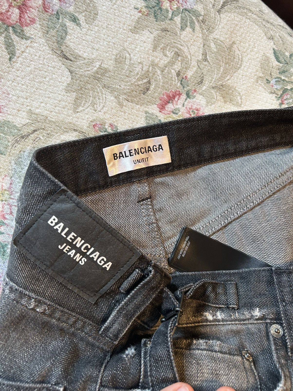 Balenciaga Balenciaga SS22 Destroyed Denim Size US 32 / EU 48 - 5 Thumbnail