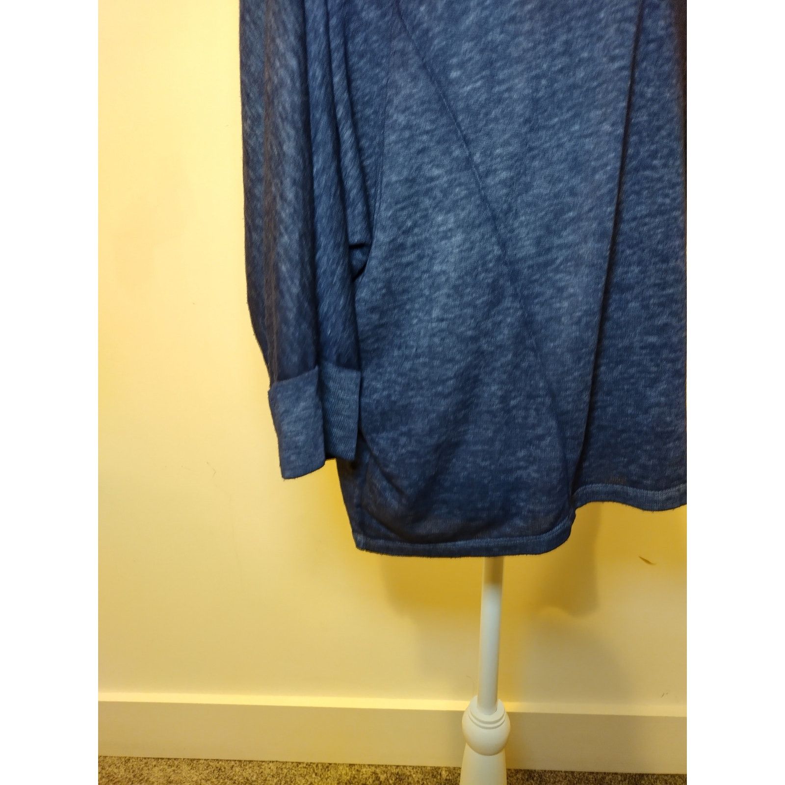 Mossimo Mossimo Supply Co. Womens T-Shirt Long Sleeves Scoop Neck Size XL / US 12-14 / IT 48-50 - 3 Thumbnail