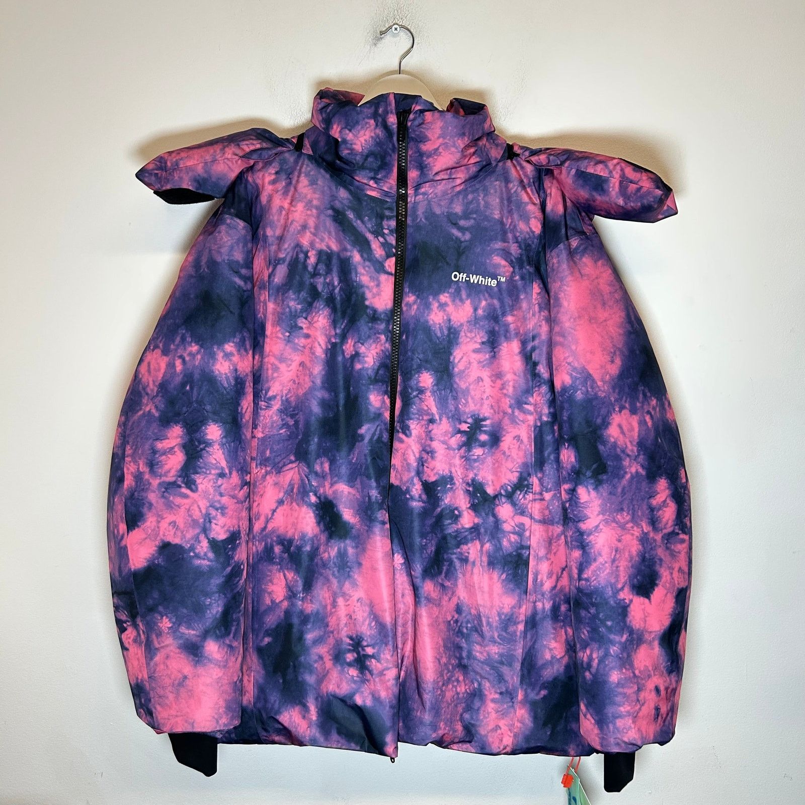 Off-White Off-White Fuchsia Tye Dye Arrows Ski Jacket Size XL Size US XL / EU 56 / 4 - 1 Thumbnail