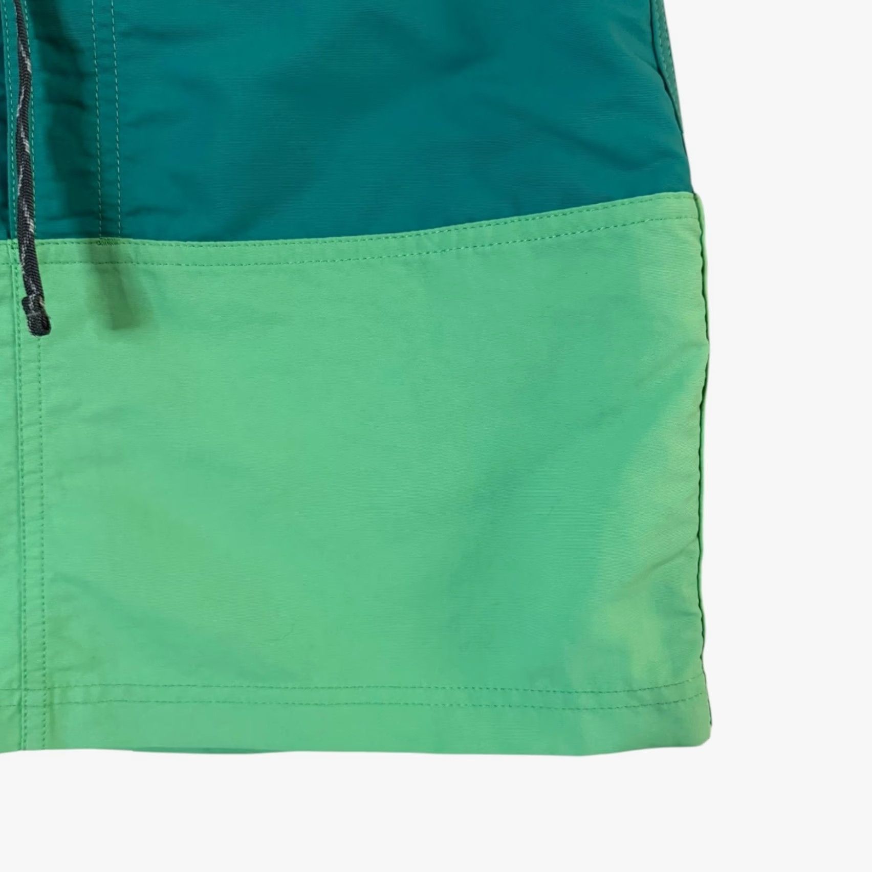 Patagonia Patagonia Women's Bottom Skirt Green Water-Repellent Nylon Retro Board Mini Size 4 Size 27" / US 4 / IT 40 - 6 Thumbnail