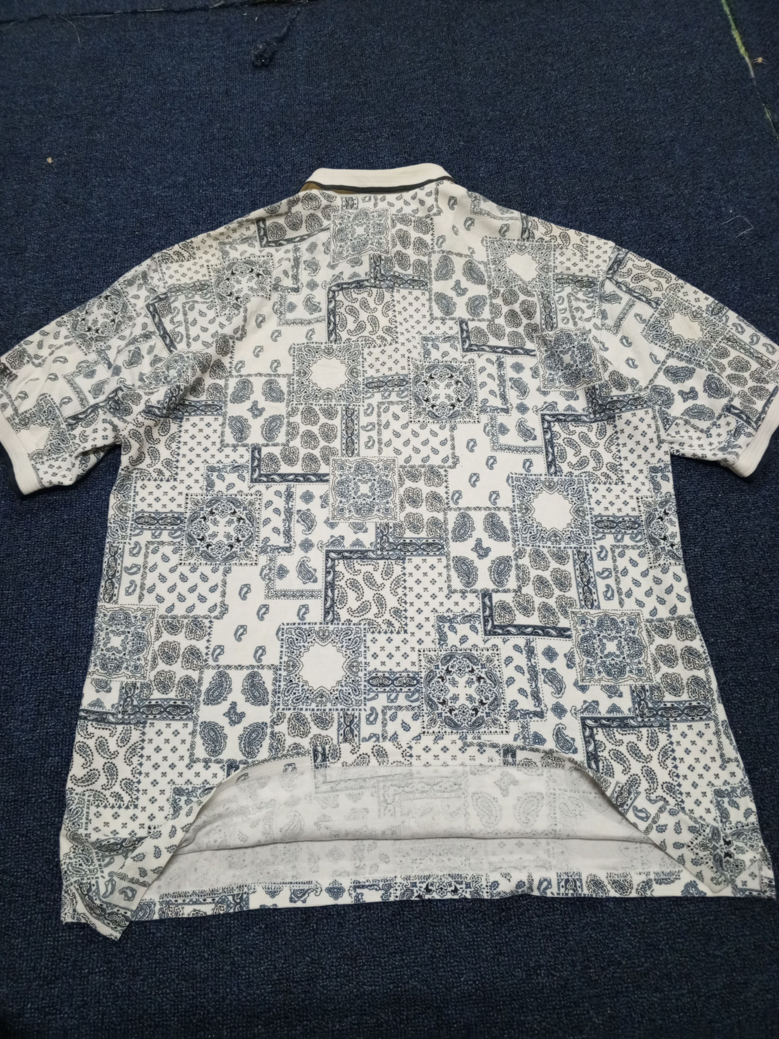 Descente × Japanese Brand DESENTE POLO GOLF FULLPRINT BANDANA Size US L / EU 52-54 / 3 - 2 Thumbnail