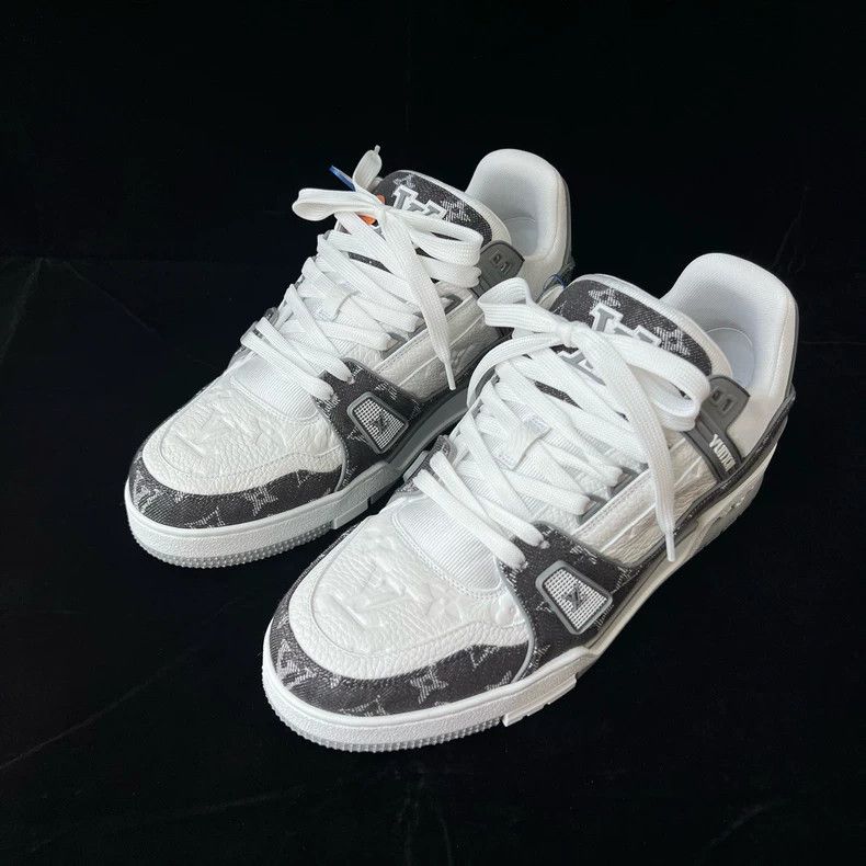 Louis Vuitton Louis Vuitton Trainer Sneakers Size US 7 / EU 40 - 1 Thumbnail